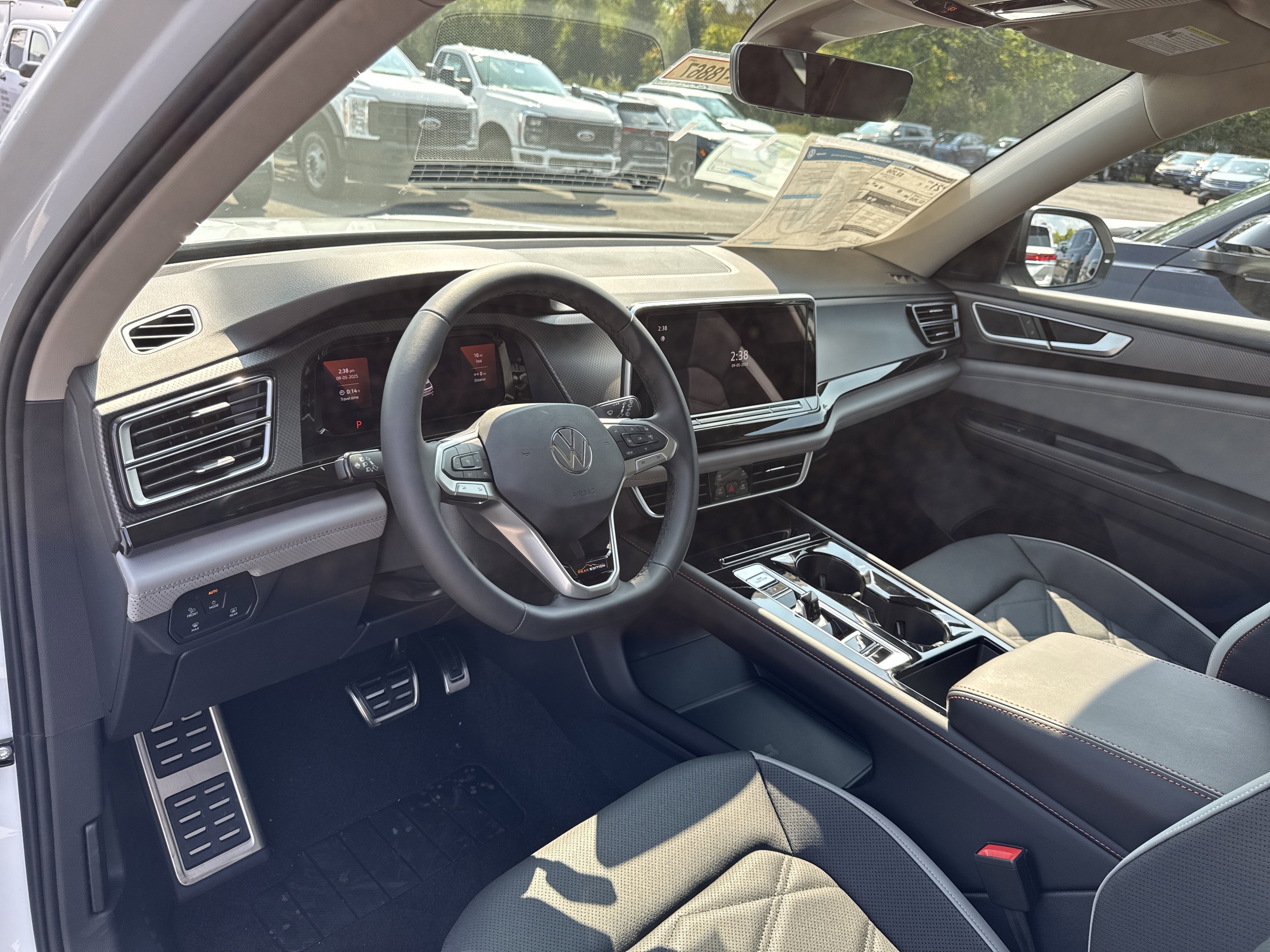 2026 Volkswagen Atlas 2.0T Peak Edition 4MOTION