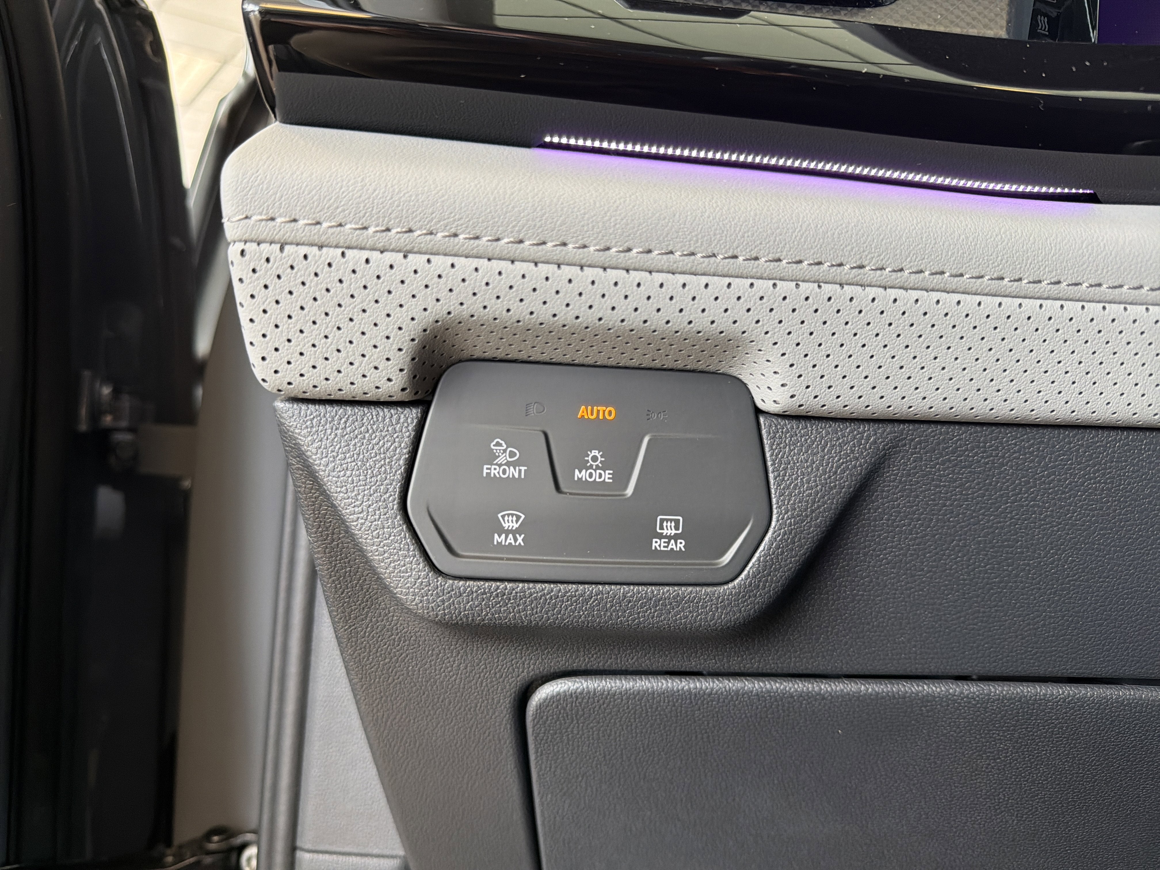 2026 Volkswagen Atlas 2.0T Peak Edition 4MOTION