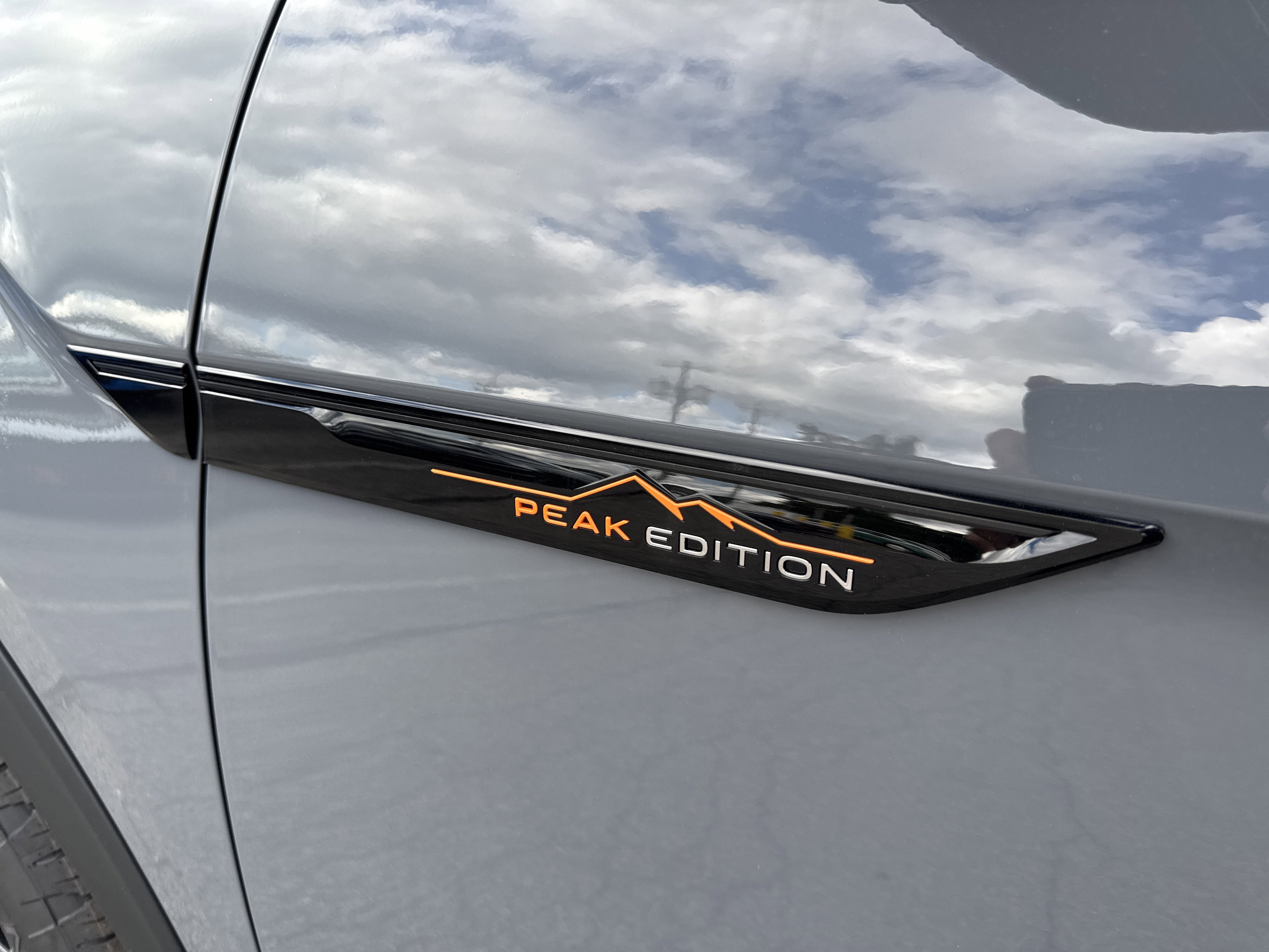 2026 Volkswagen Atlas 2.0T Peak Edition 4MOTION