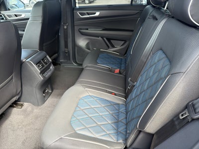 2026 Volkswagen Atlas Cross Sport 2.0T SEL Premium R-Line 4MOTION