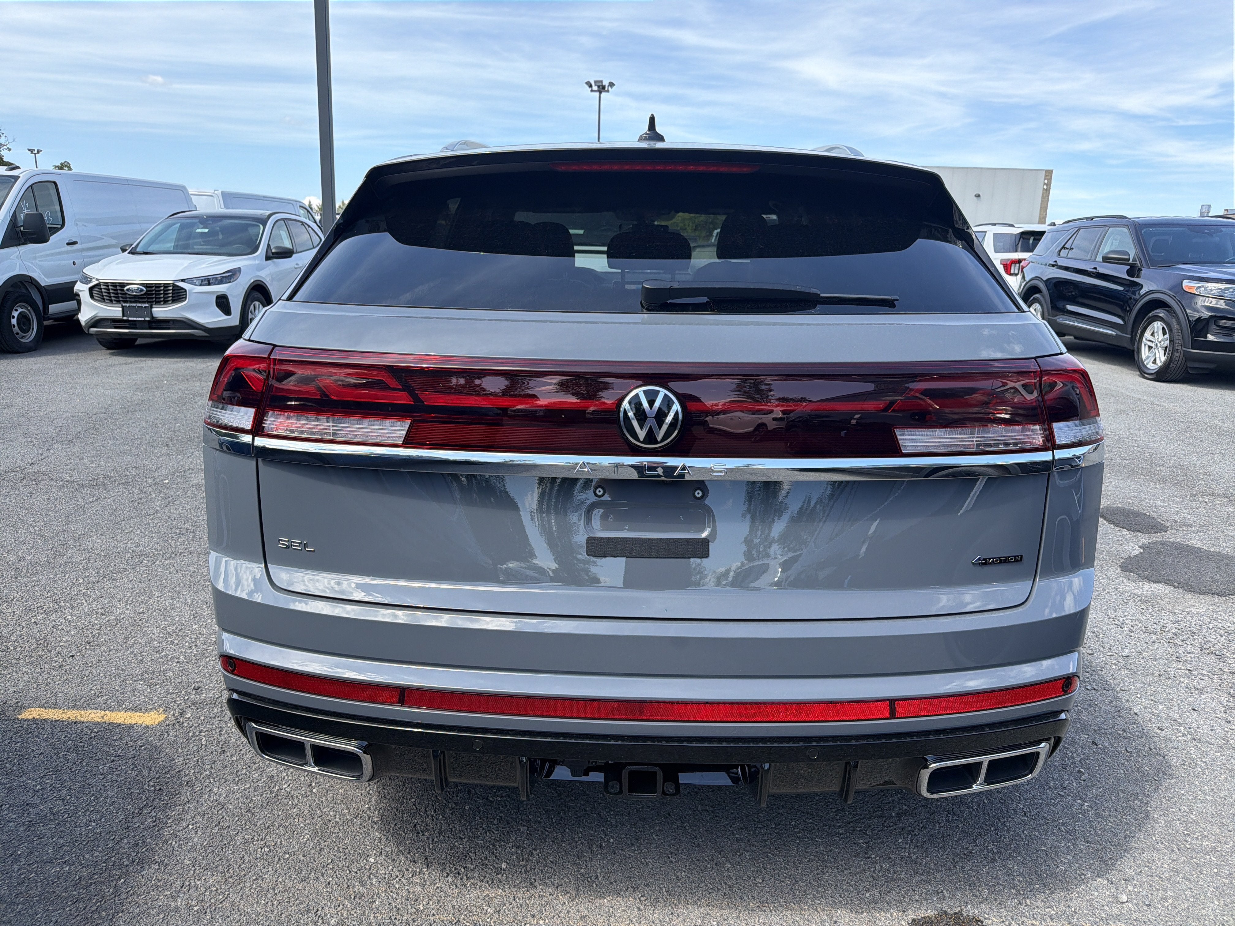 2026 Volkswagen Atlas Cross Sport 2.0T SEL Premium R-Line 4MOTION