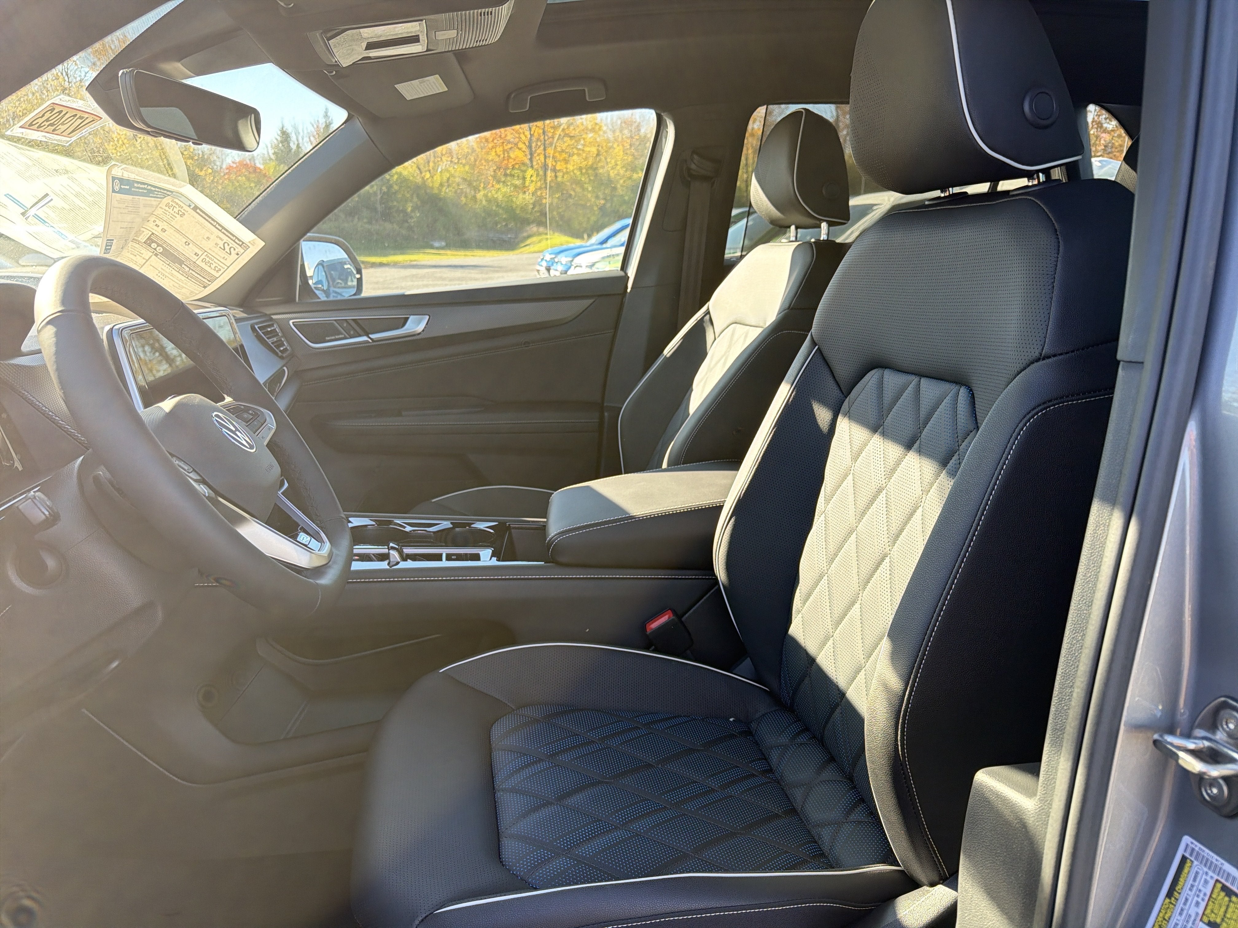 2026 Volkswagen Atlas Cross Sport 2.0T SEL Premium R-Line 4MOTION
