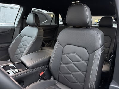 2026 Volkswagen Atlas Cross Sport 2.0T SE w/Technology 4MOTION