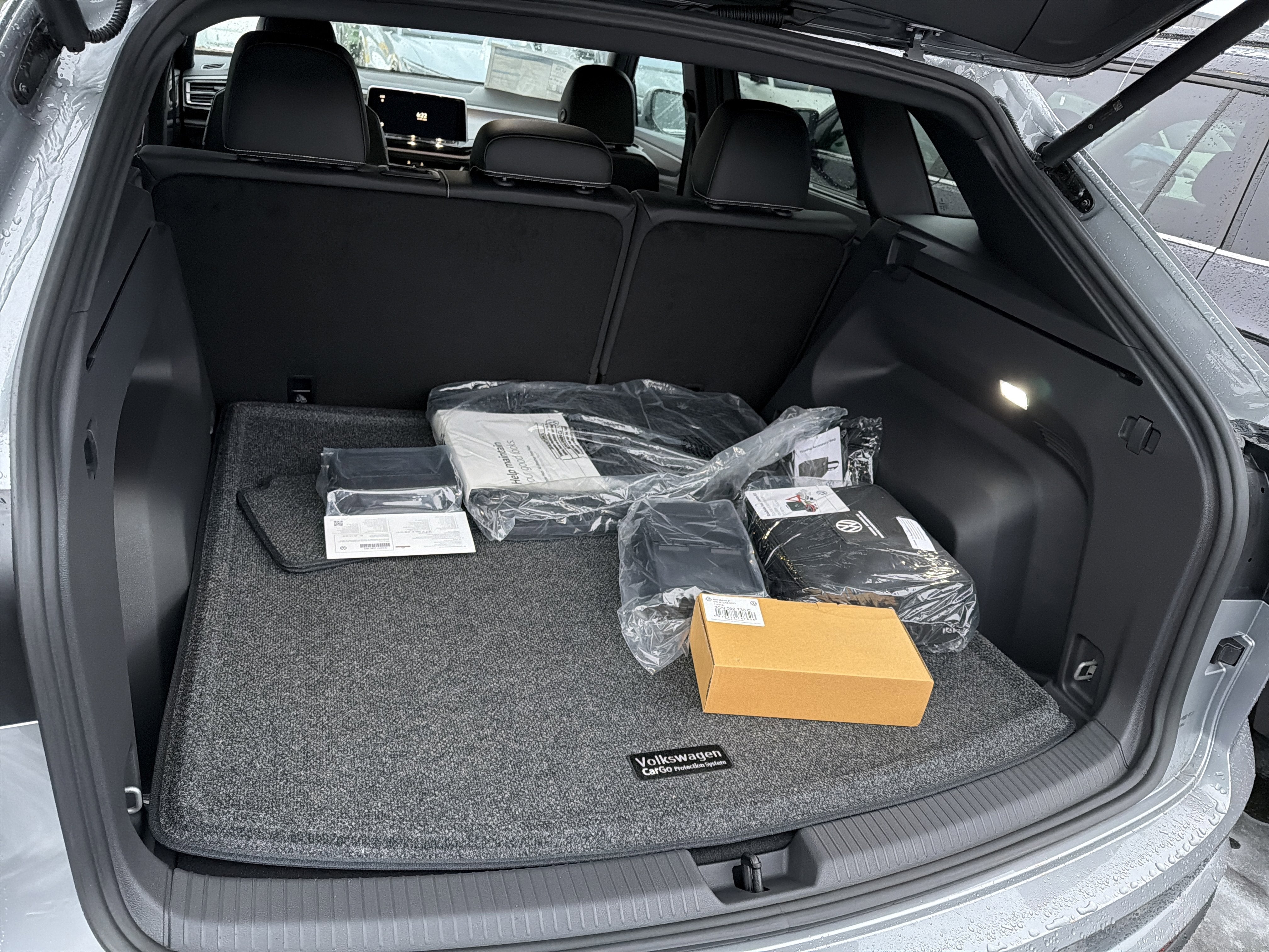 2026 Volkswagen Atlas Cross Sport 2.0T SE w/Technology 4MOTION