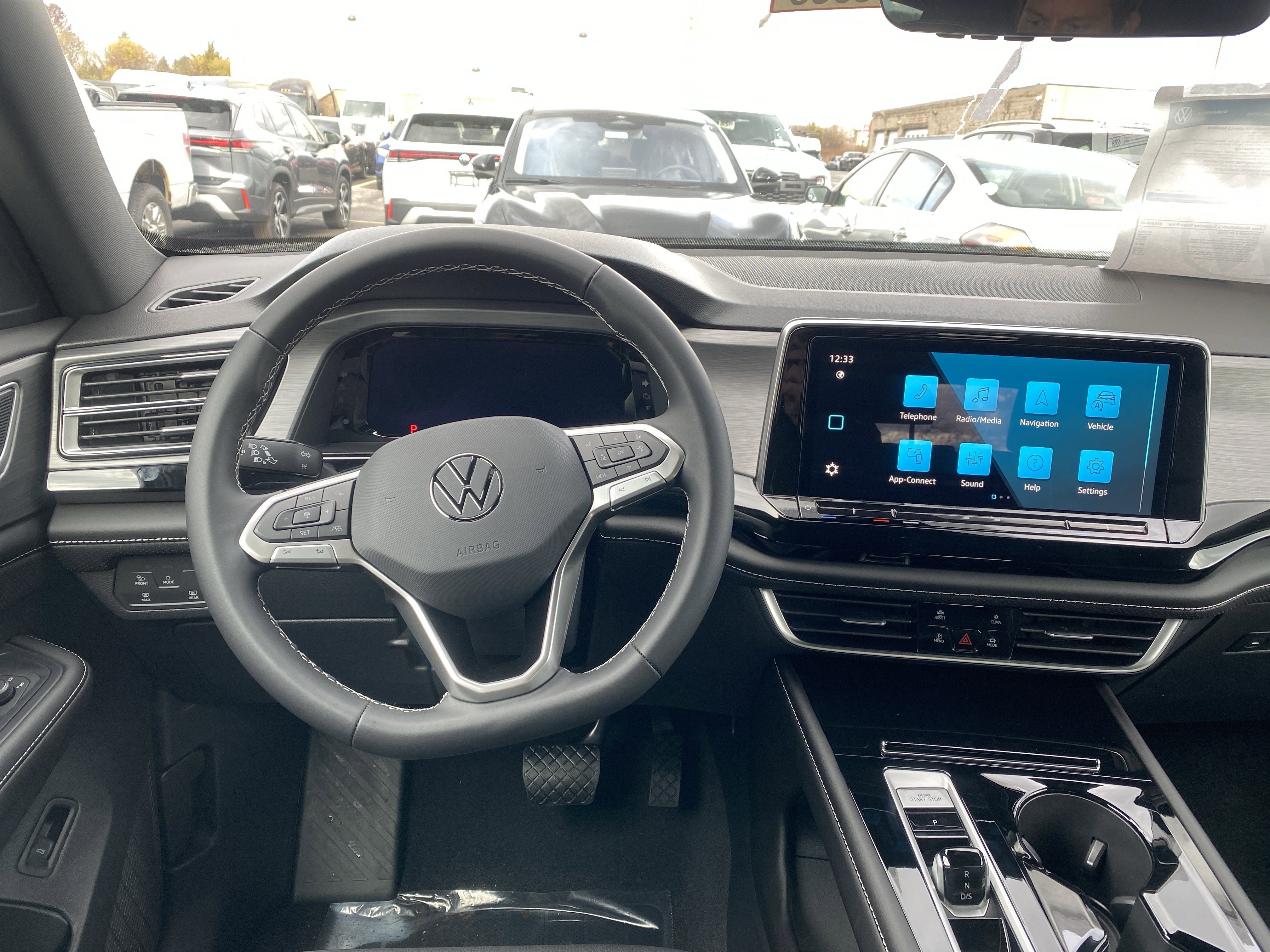 2026 Volkswagen Atlas Cross Sport 2.0T SE w/Technology 4MOTION