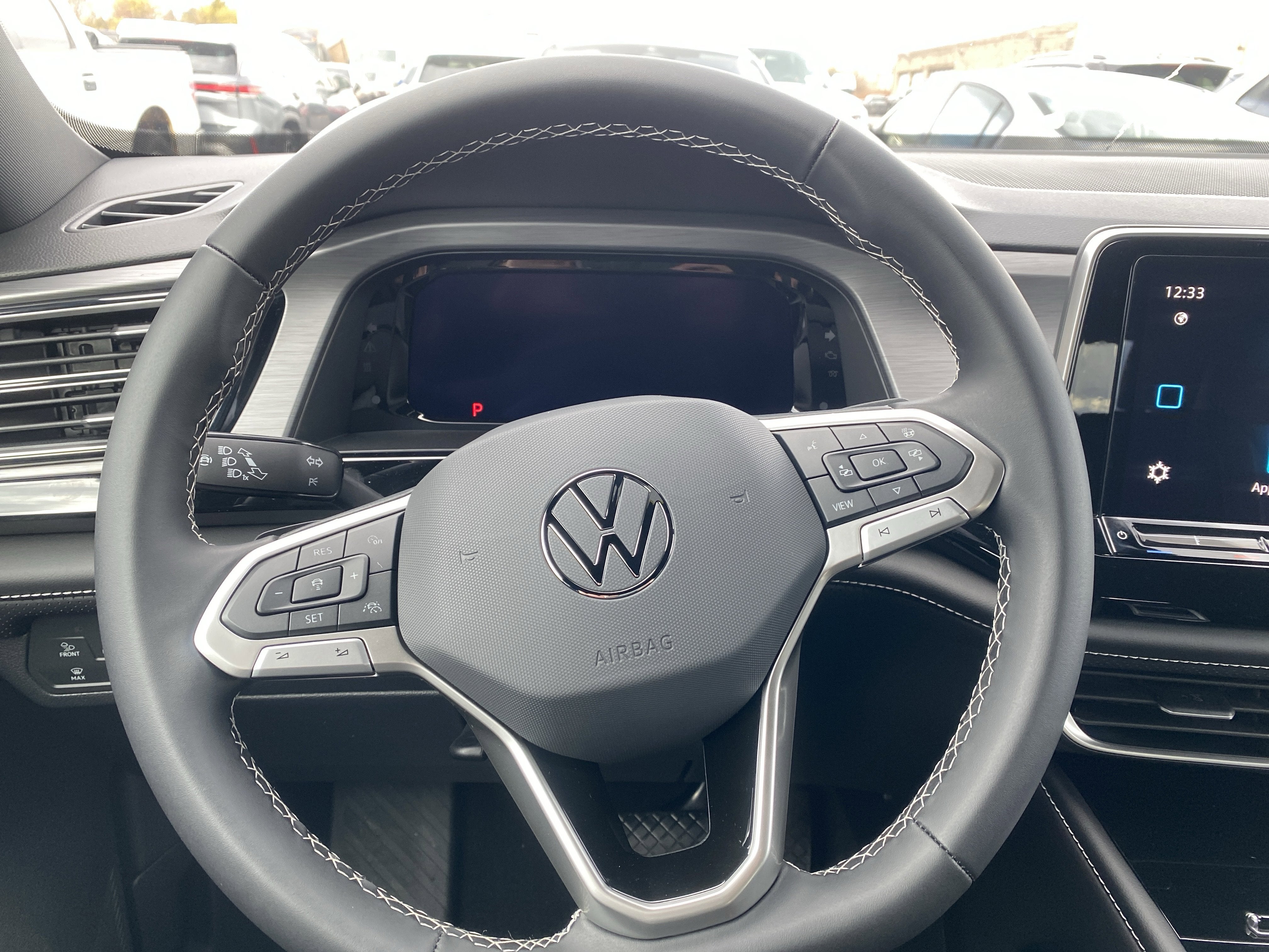 2026 Volkswagen Atlas Cross Sport 2.0T SE w/Technology 4MOTION