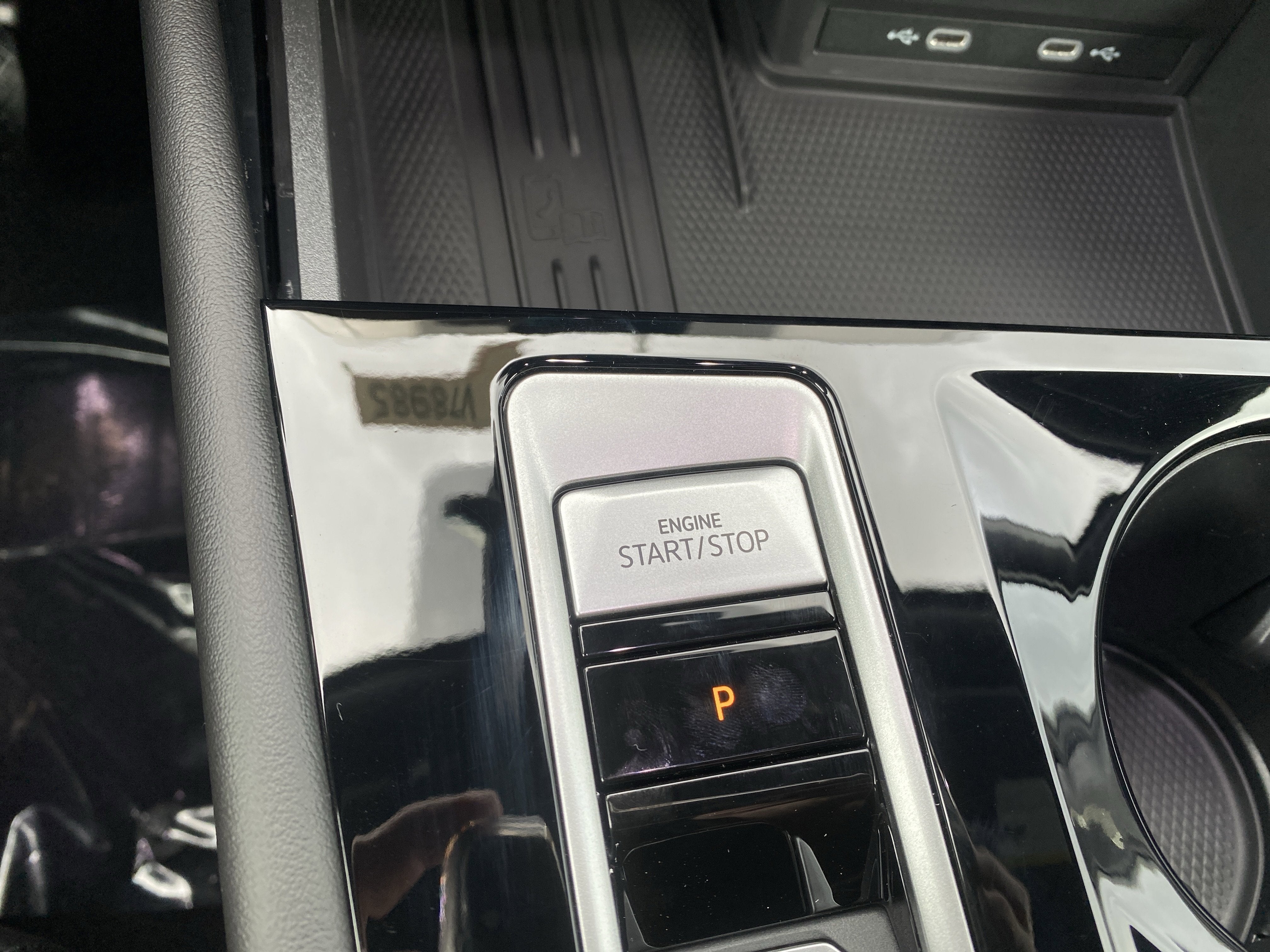 2026 Volkswagen Atlas Cross Sport 2.0T SE w/Technology 4MOTION