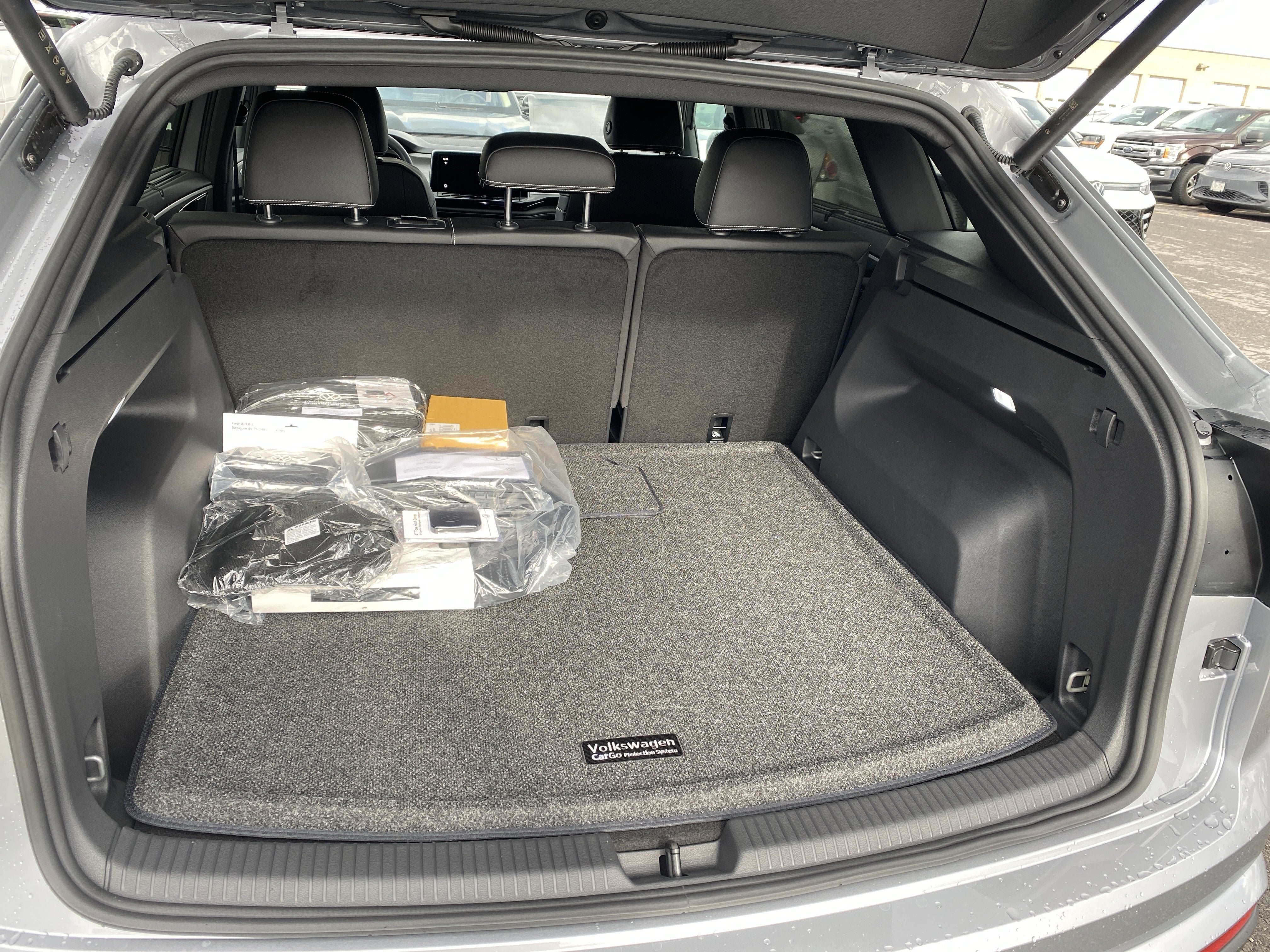 2026 Volkswagen Atlas Cross Sport 2.0T SE w/Technology 4MOTION