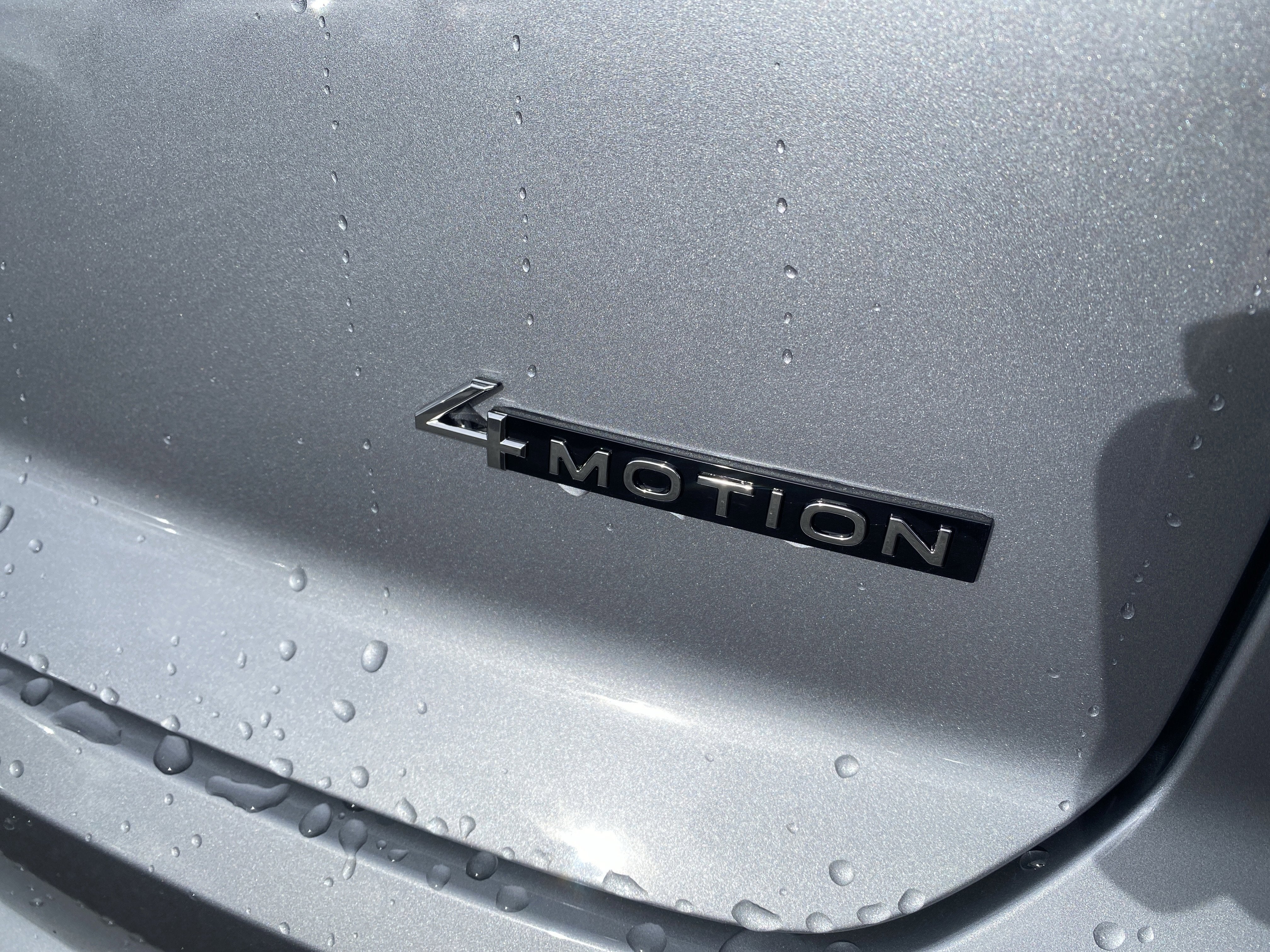 2026 Volkswagen Atlas Cross Sport 2.0T SE w/Technology 4MOTION