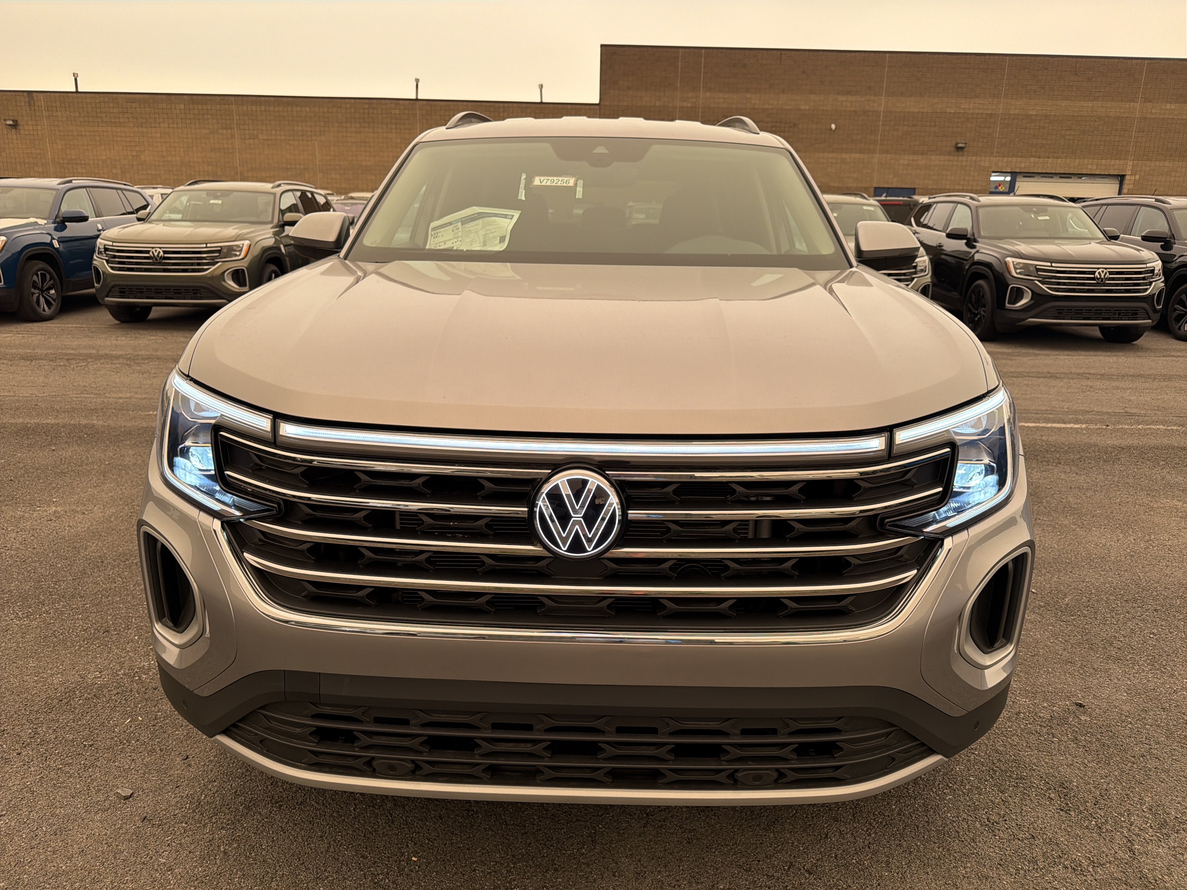 2026 Volkswagen Atlas 2.0T SE w/Technology 4MOTION
