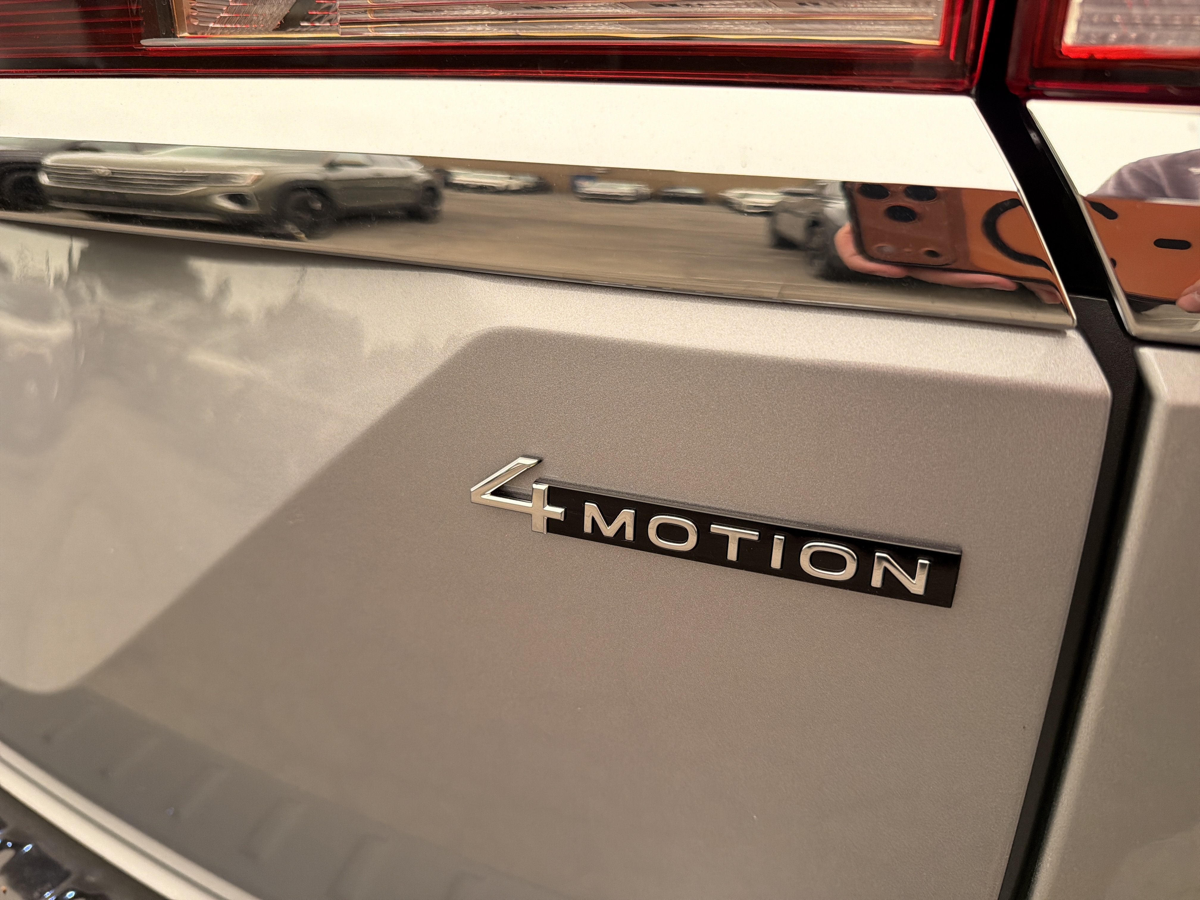 2026 Volkswagen Atlas 2.0T SE w/Technology 4MOTION