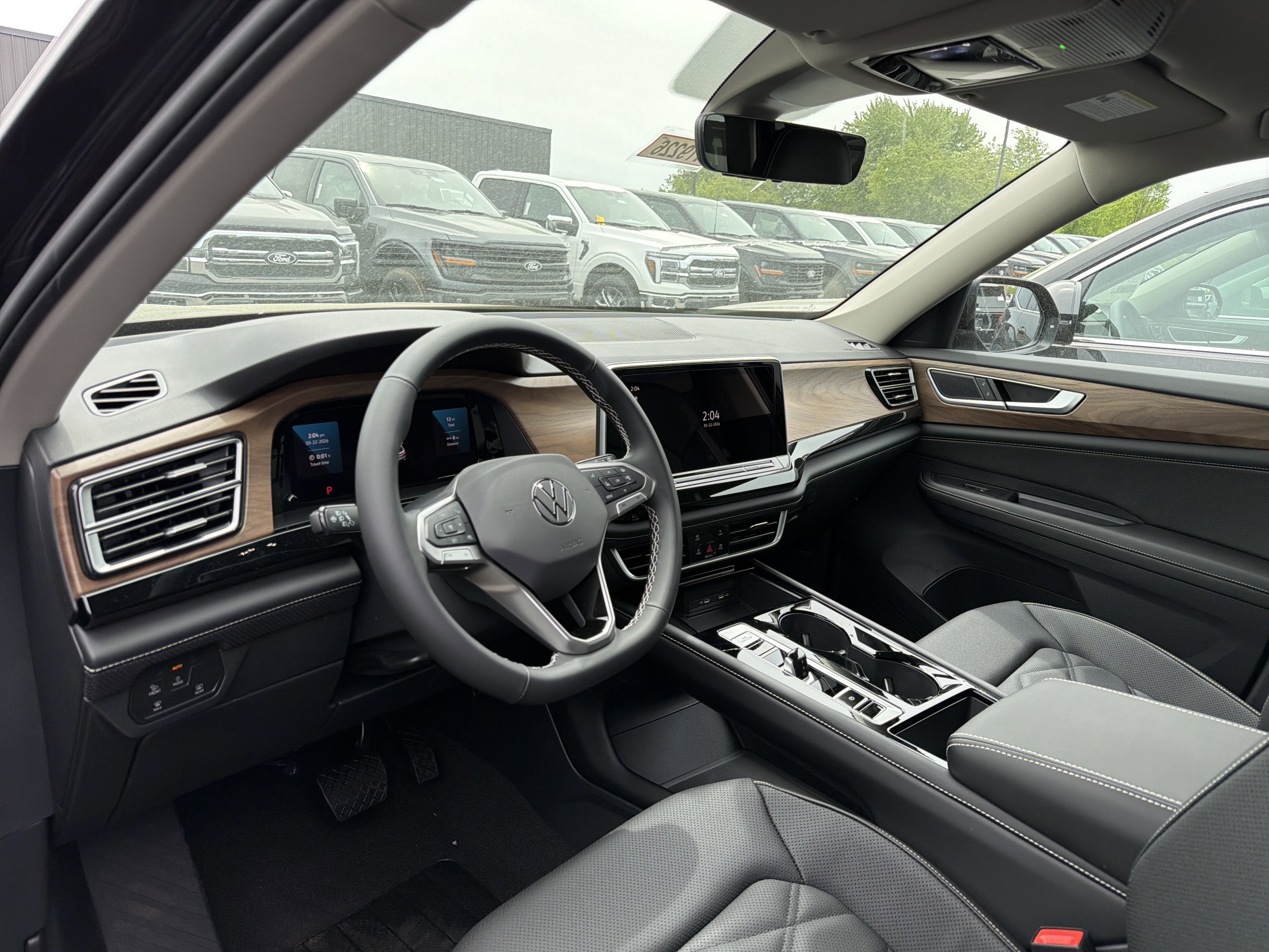 2026 Volkswagen Atlas 2.0T SE w/Technology 4MOTION