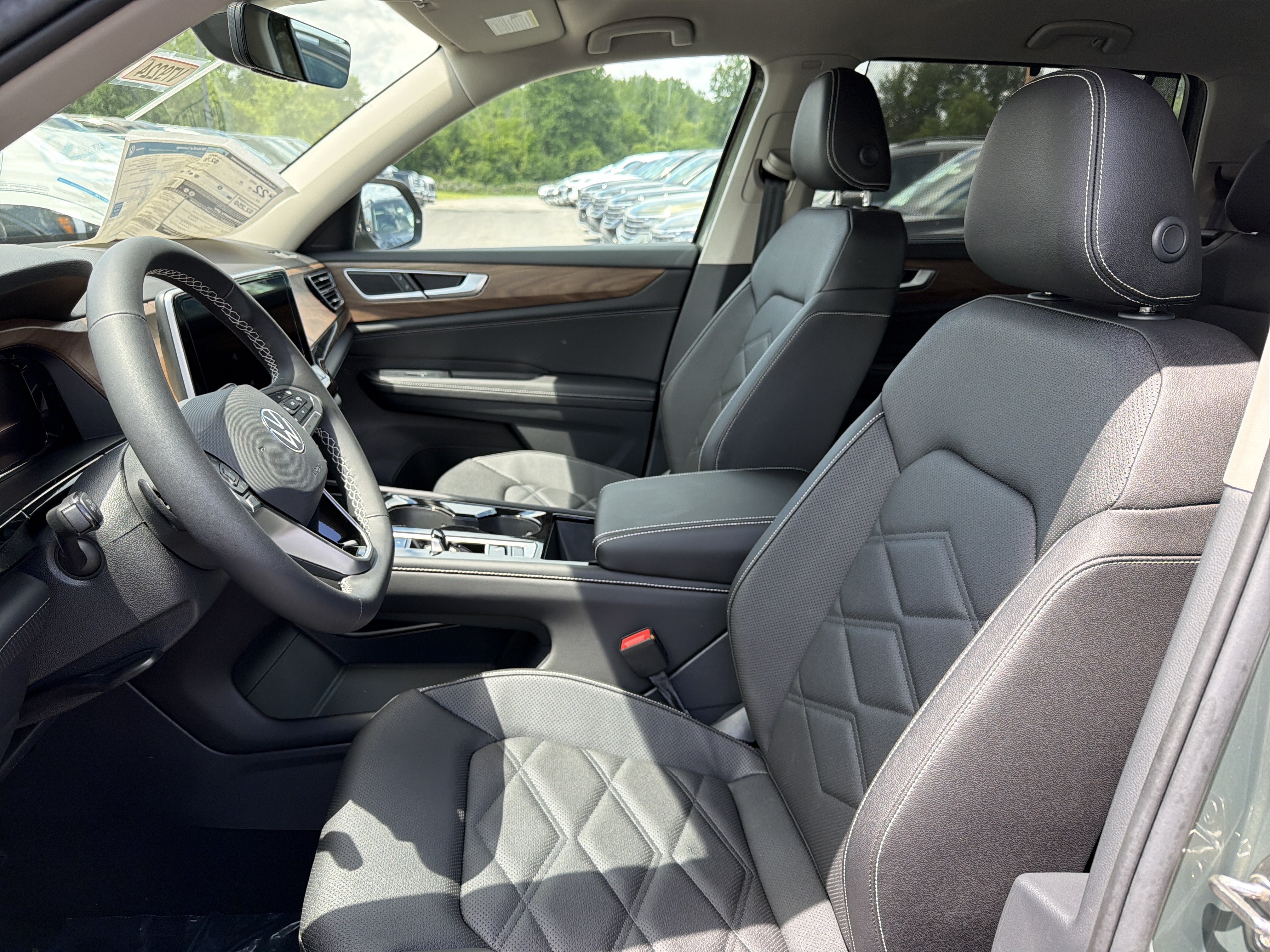 2026 Volkswagen Atlas 2.0T SE w/Technology 4MOTION