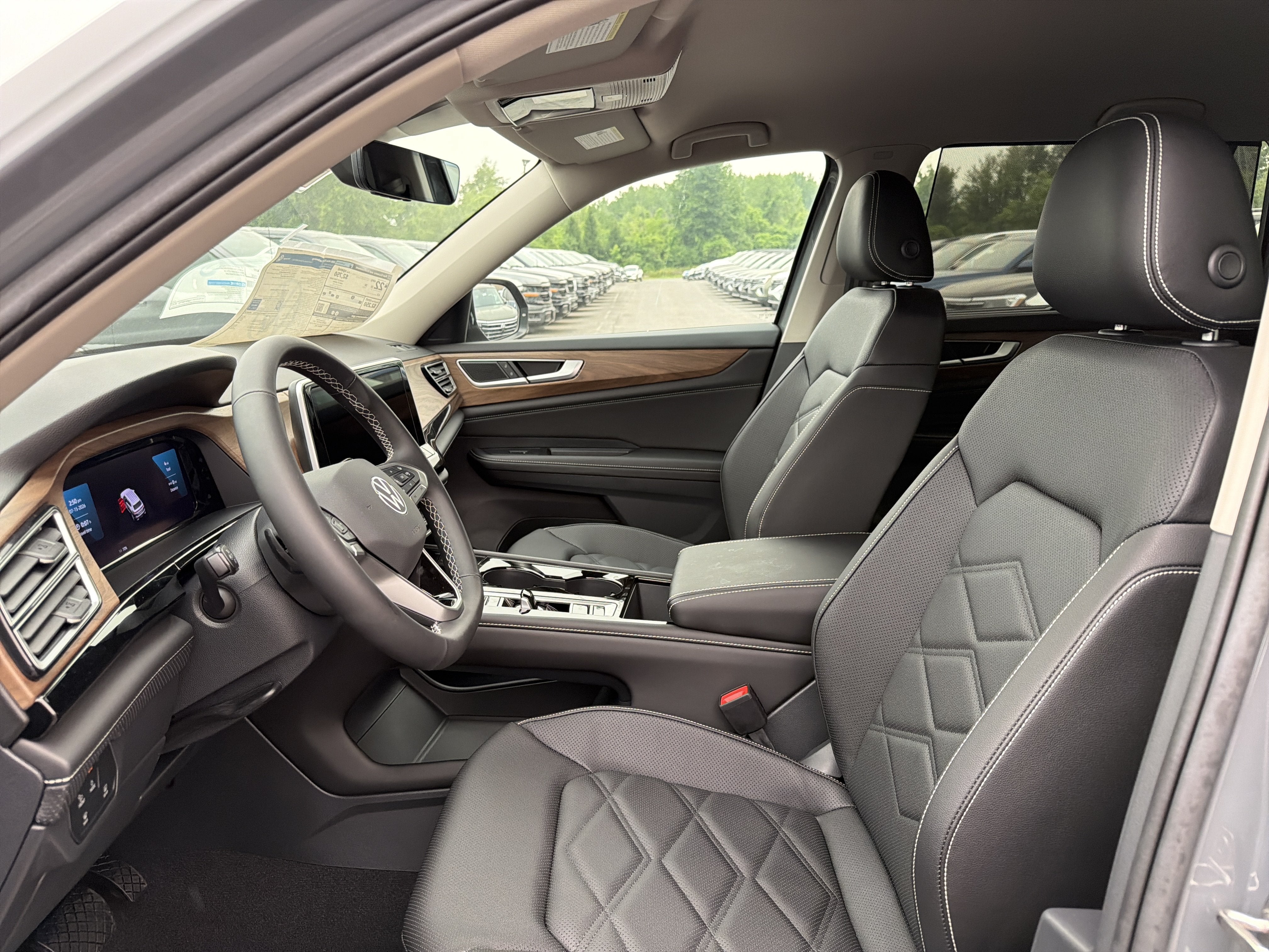 2026 Volkswagen Atlas 2.0T SE w/Technology 4MOTION