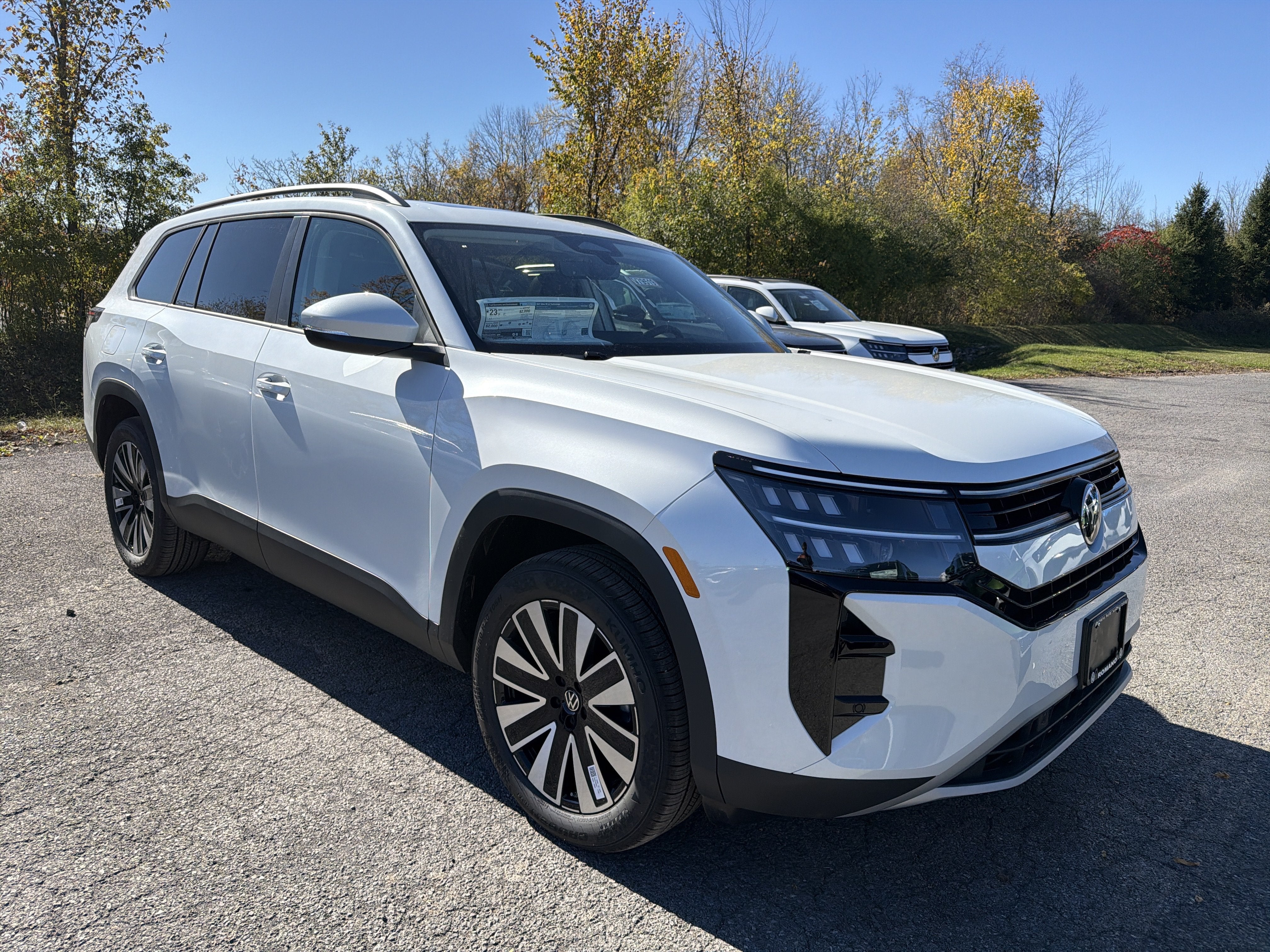 2027 Volkswagen Atlas SE w/Technology 4MOTION