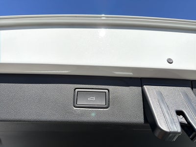 2027 Volkswagen Atlas SE w/Technology 4MOTION