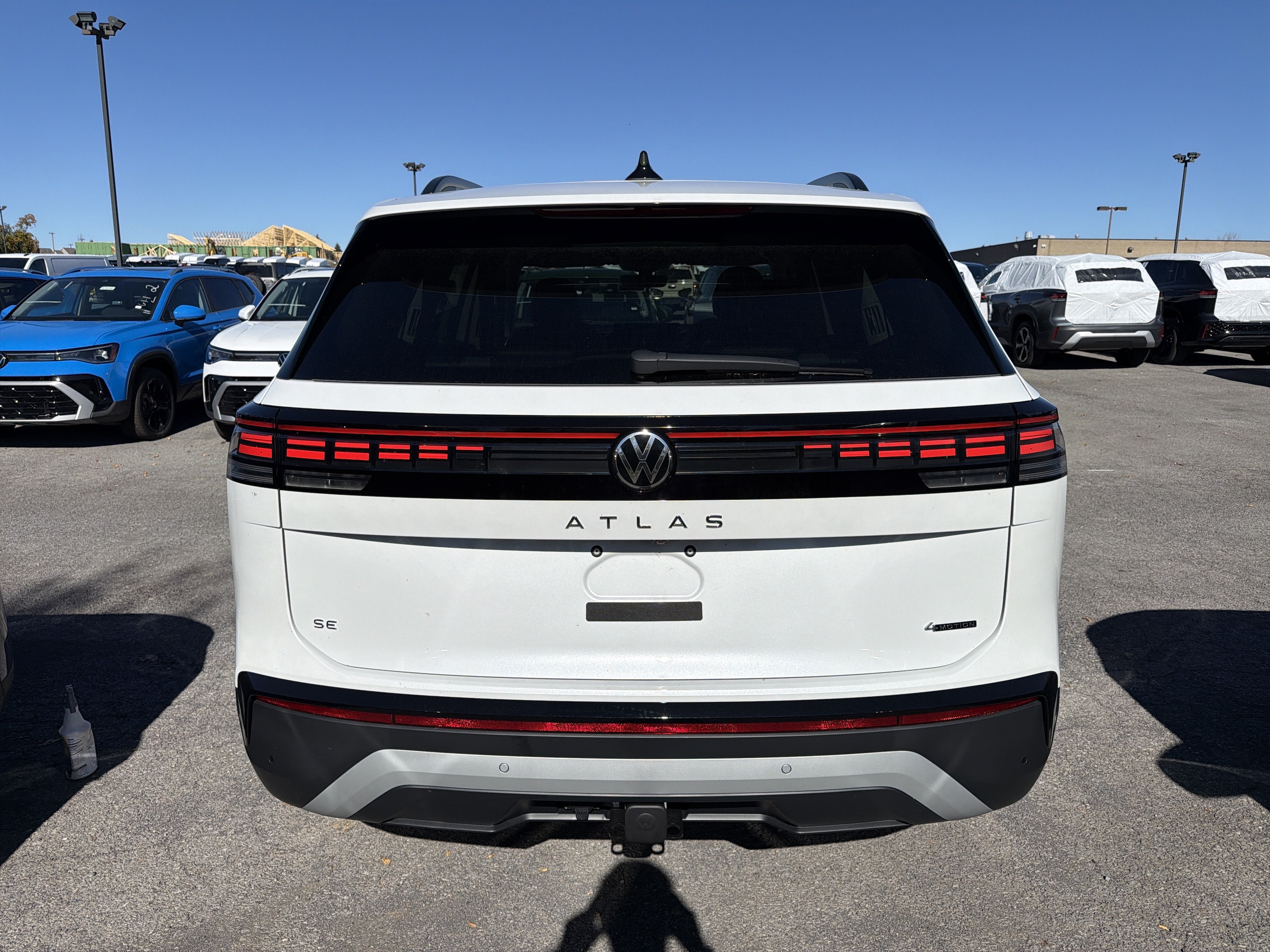 2027 Volkswagen Atlas SE w/Technology 4MOTION