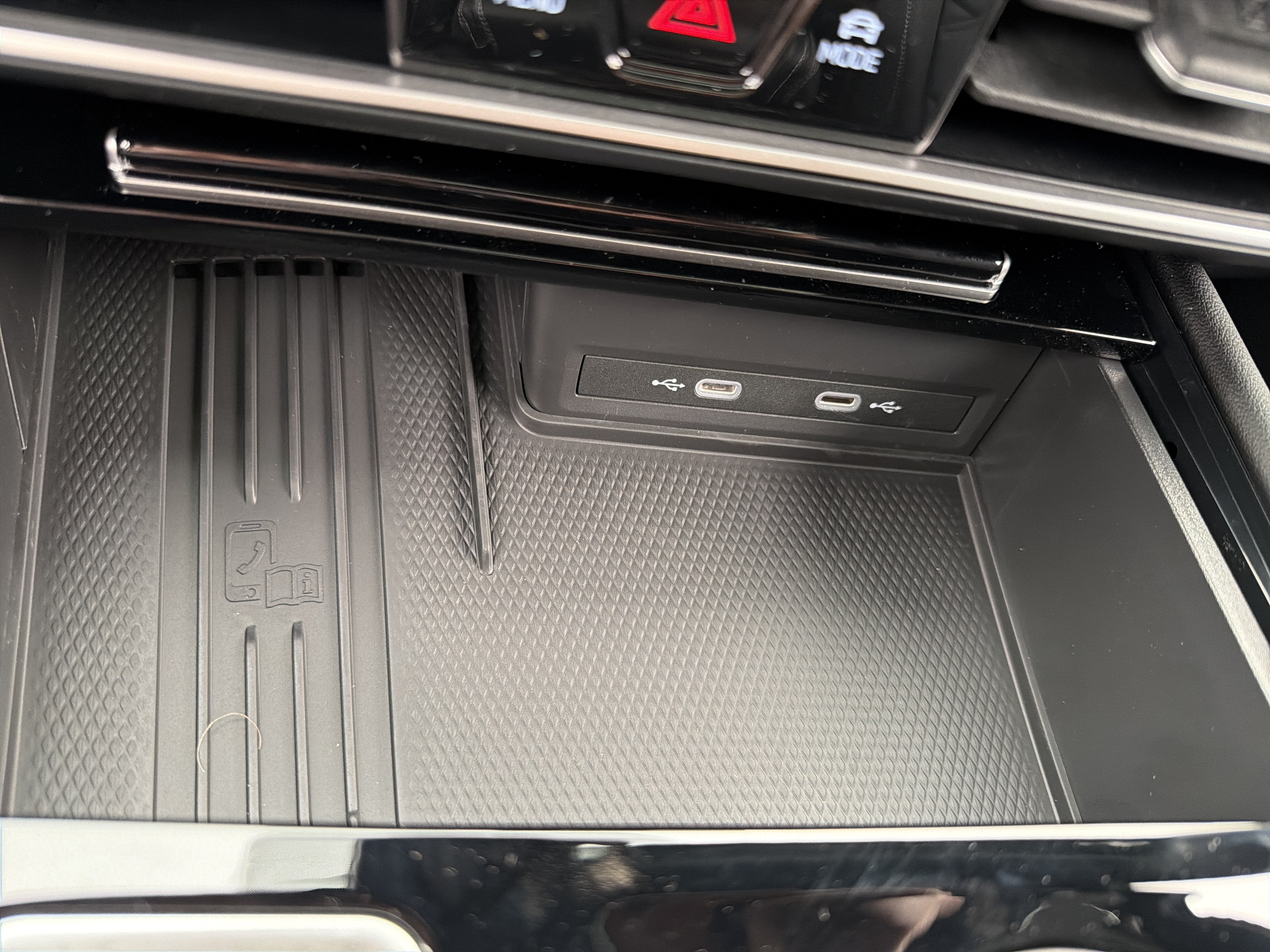 2026 Volkswagen Atlas Cross Sport 2.0T SE w/Technology 4MOTION