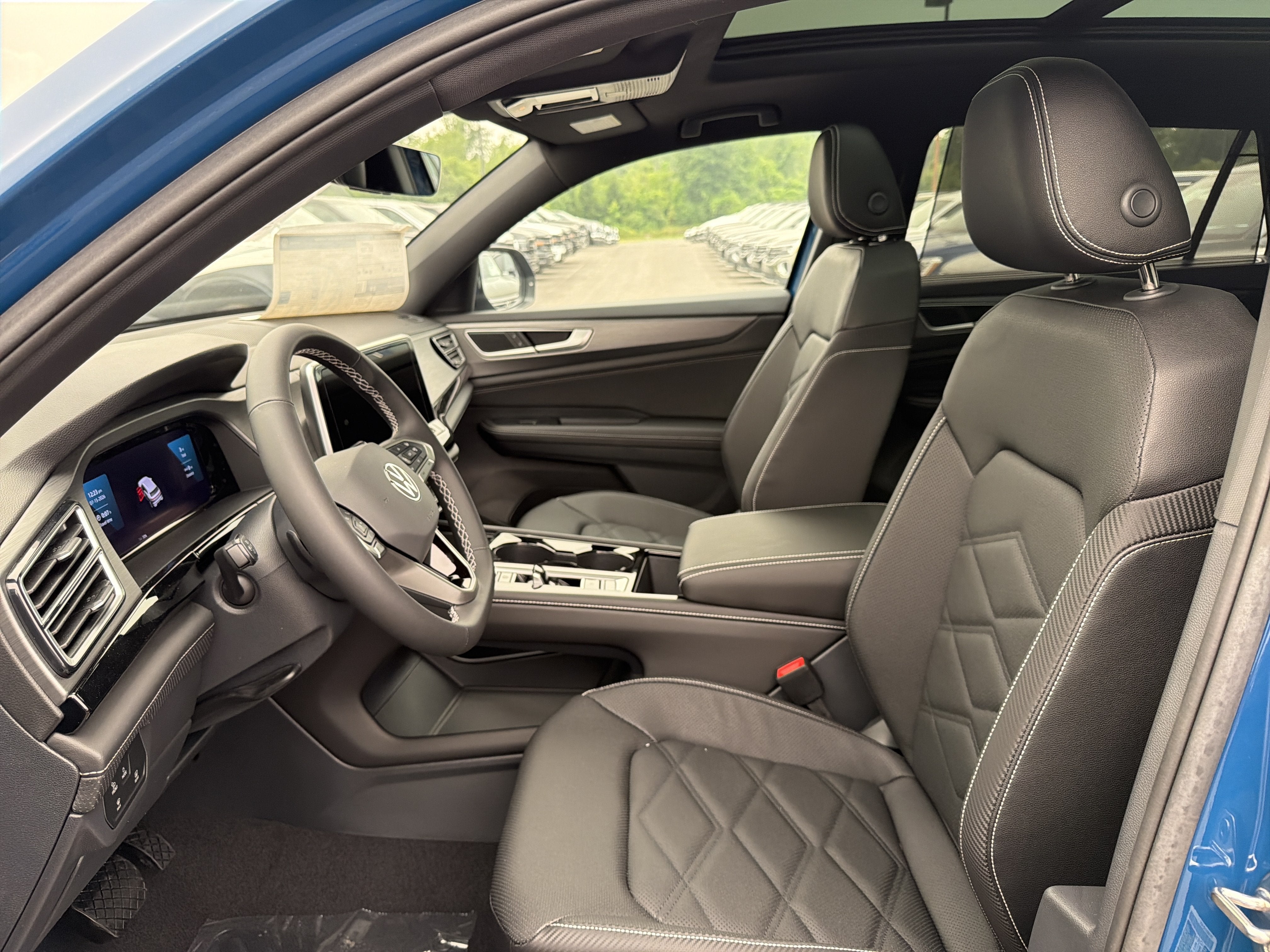 2026 Volkswagen Atlas Cross Sport 2.0T SE w/Technology 4MOTION