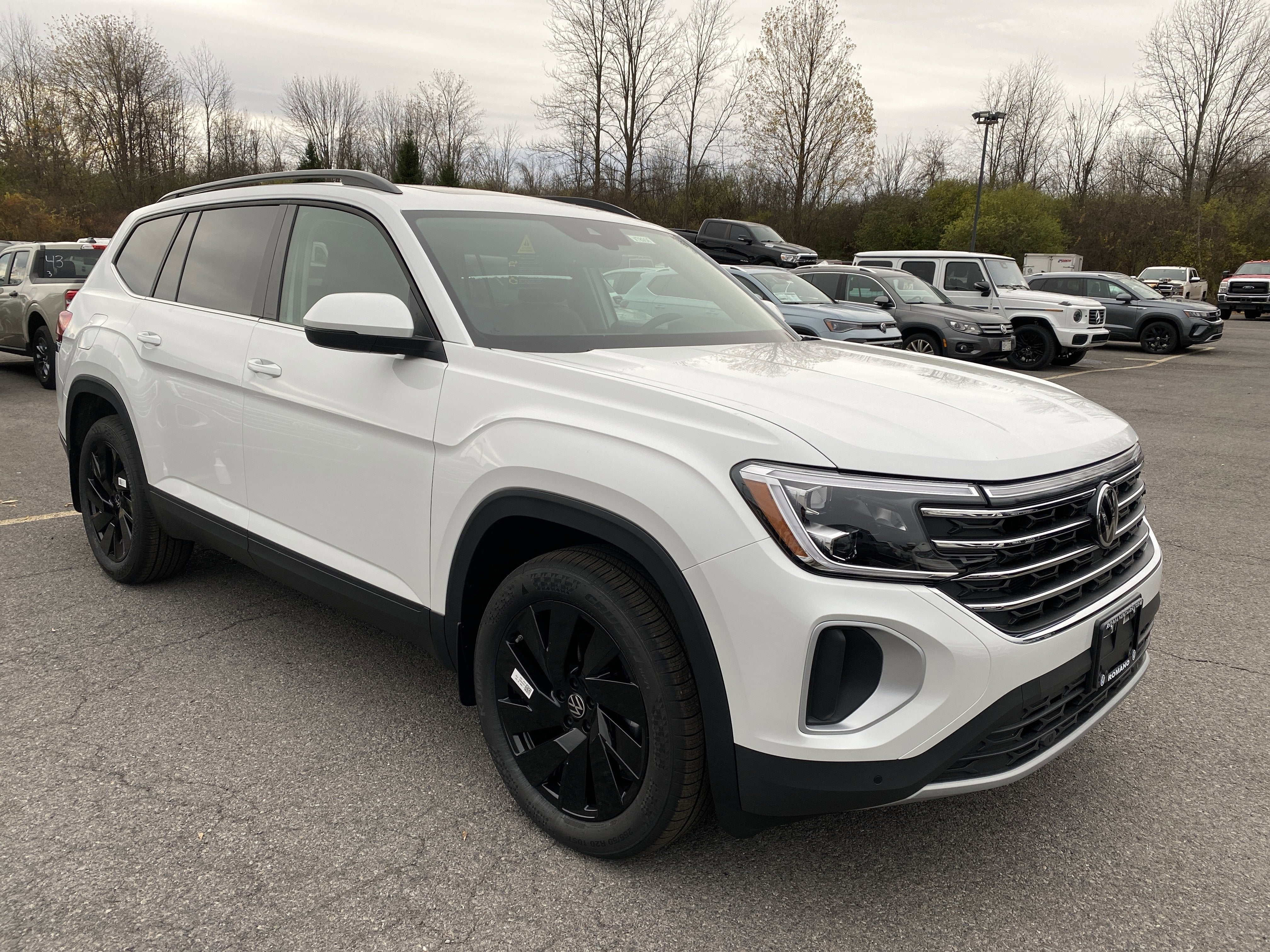 2026 Volkswagen Atlas 2.0T SE w/Technology 4MOTION