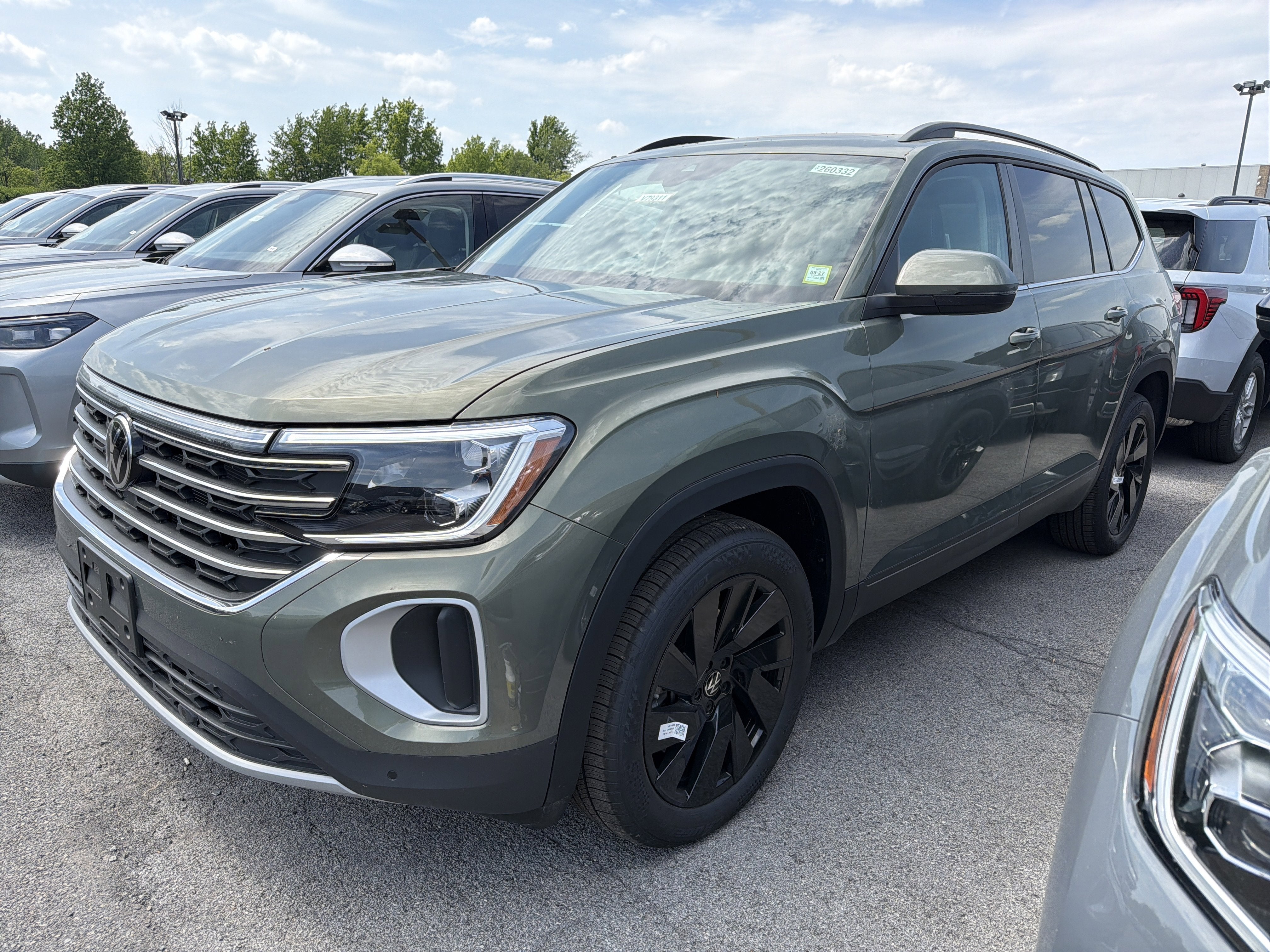 2026 Volkswagen Atlas 2.0T SE w/Technology 4MOTION
