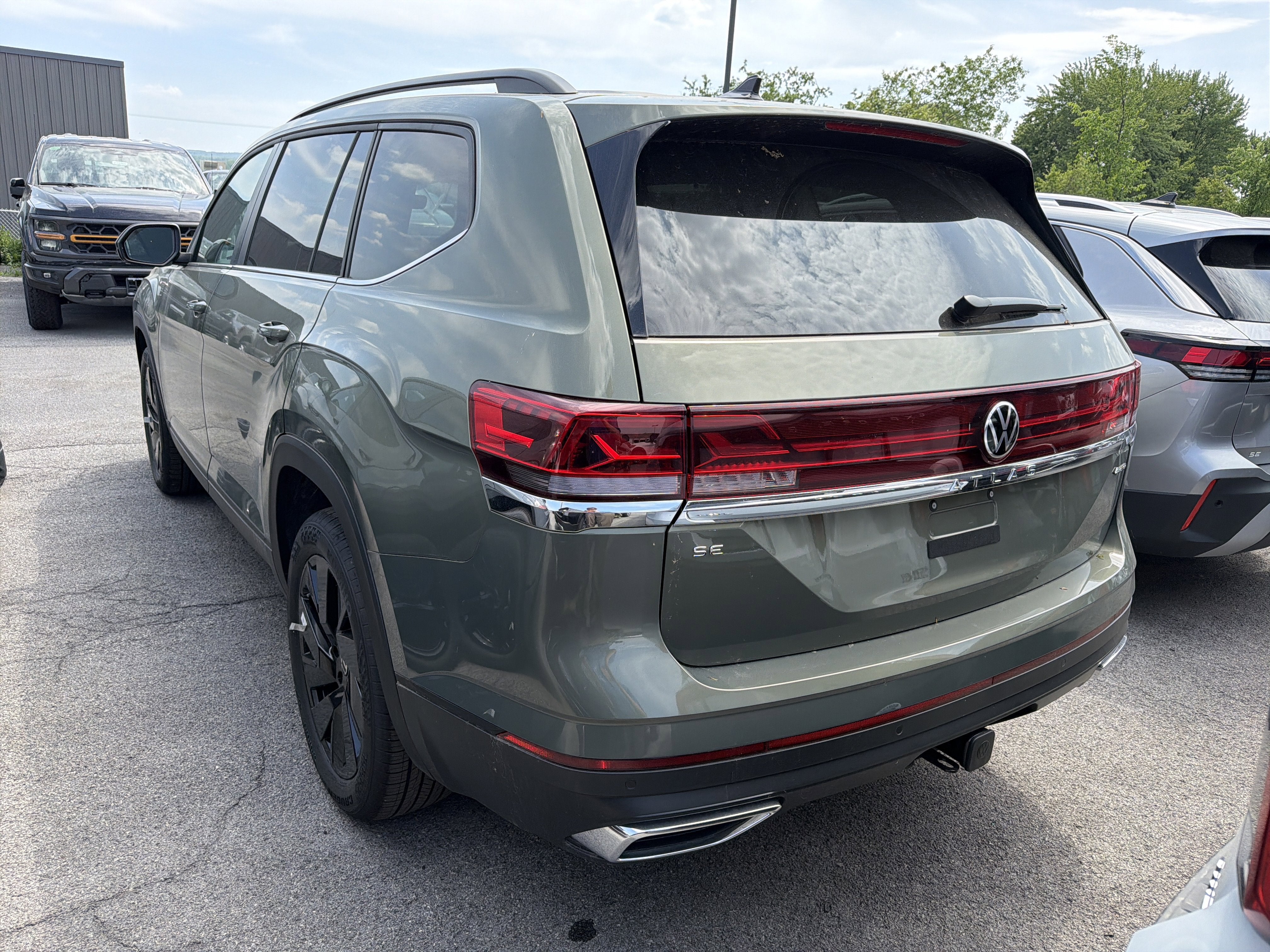 2026 Volkswagen Atlas 2.0T SE w/Technology 4MOTION