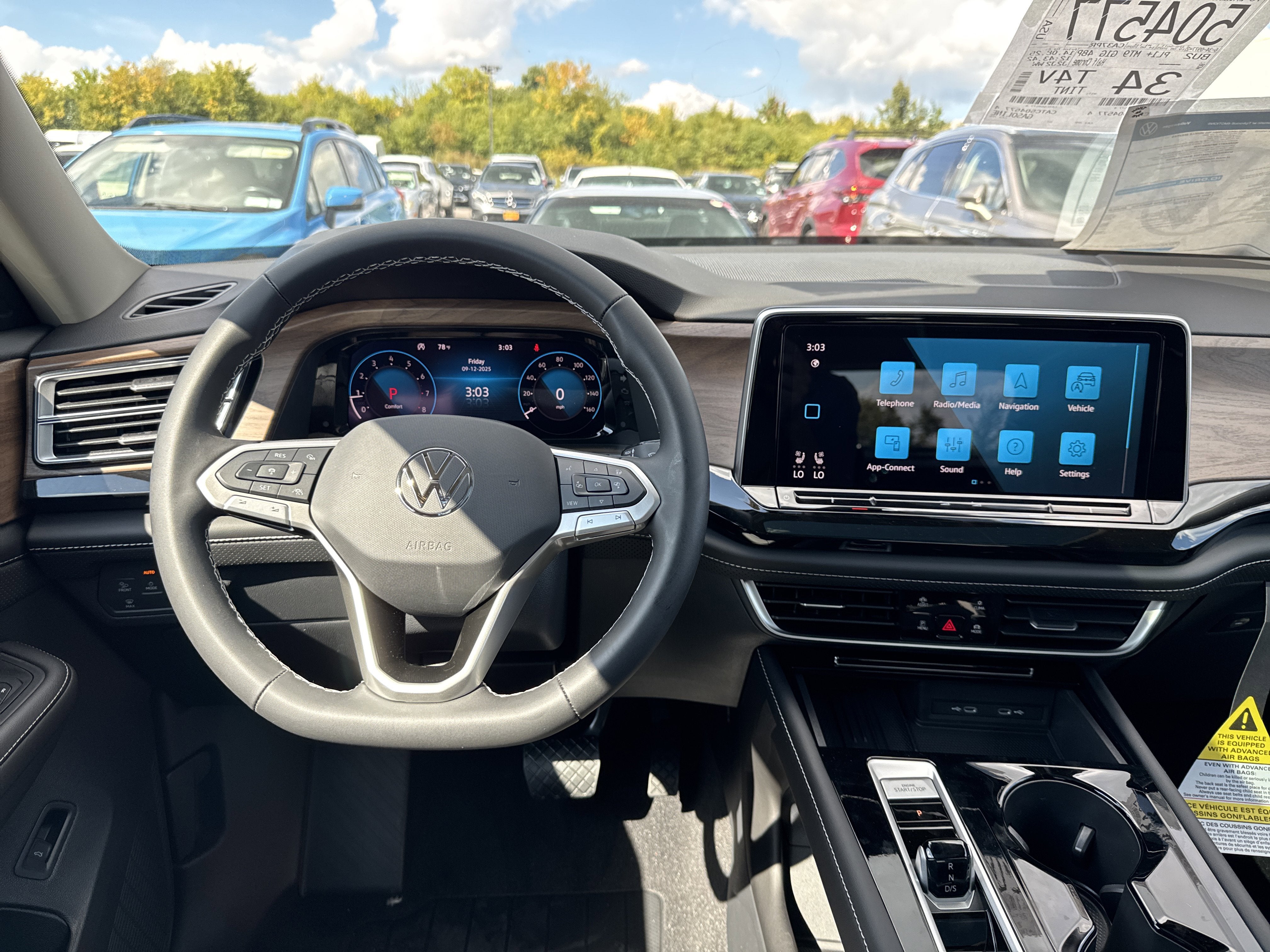 2026 Volkswagen Atlas 2.0T SE w/Technology 4MOTION