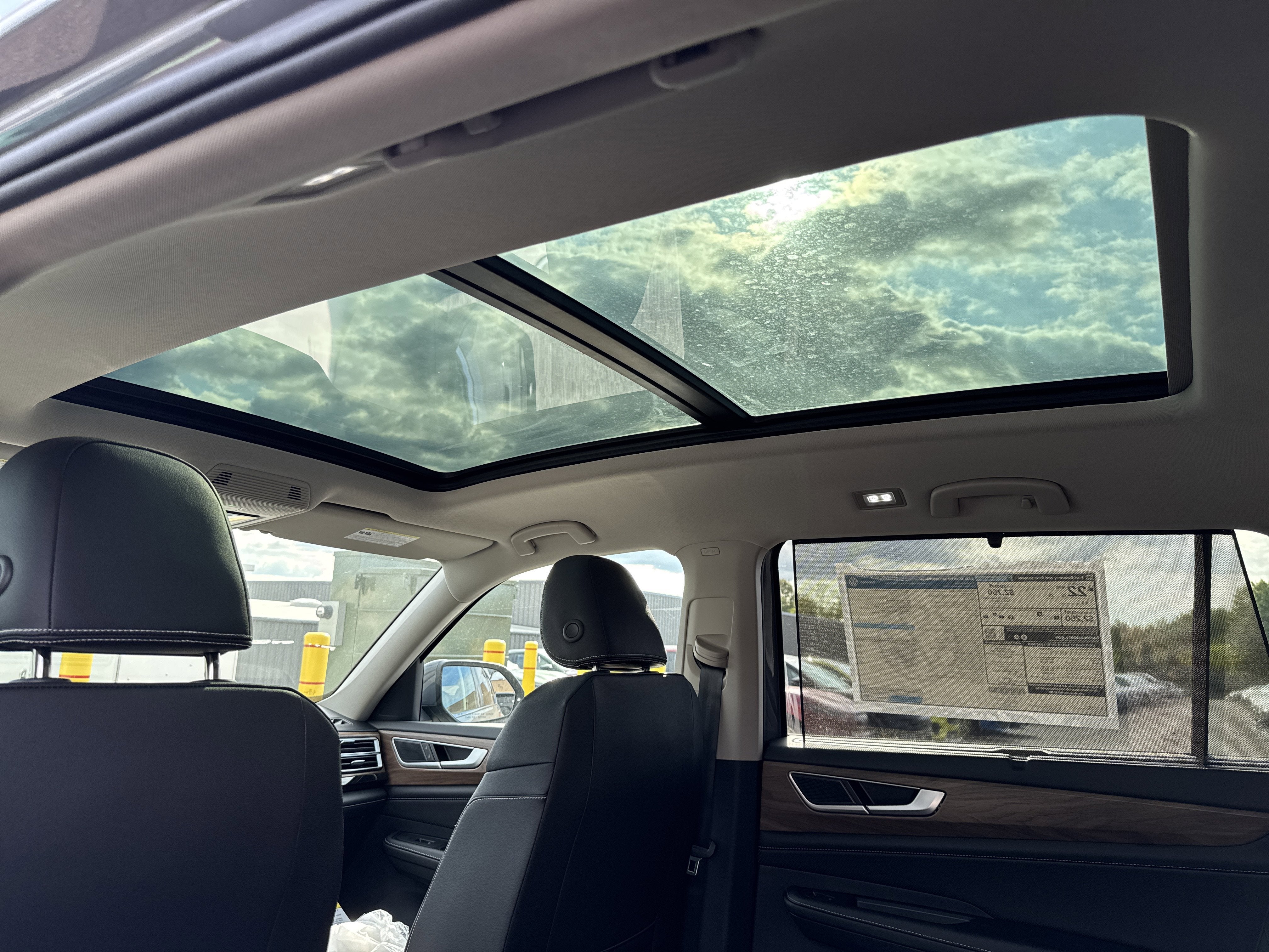 2026 Volkswagen Atlas 2.0T SE w/Technology 4MOTION