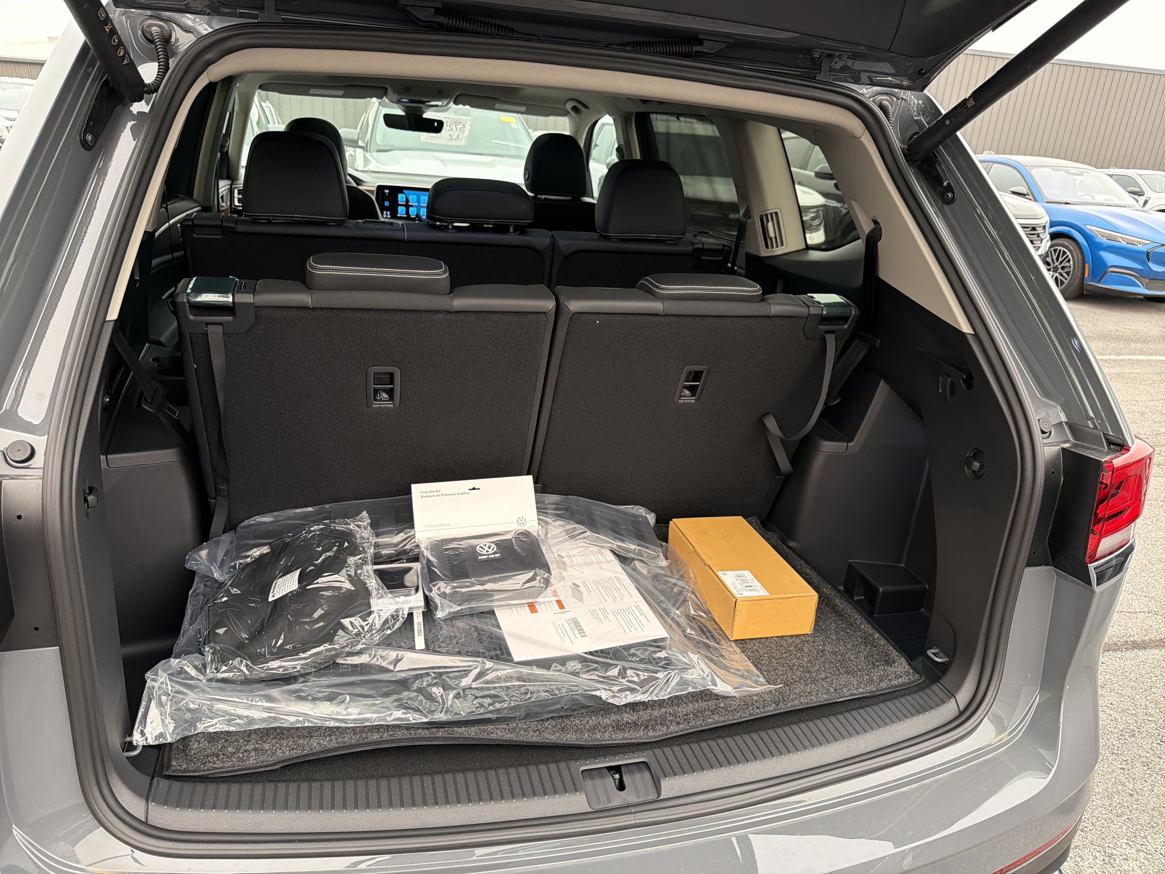 2026 Volkswagen Atlas 2.0T SE w/Technology 4MOTION