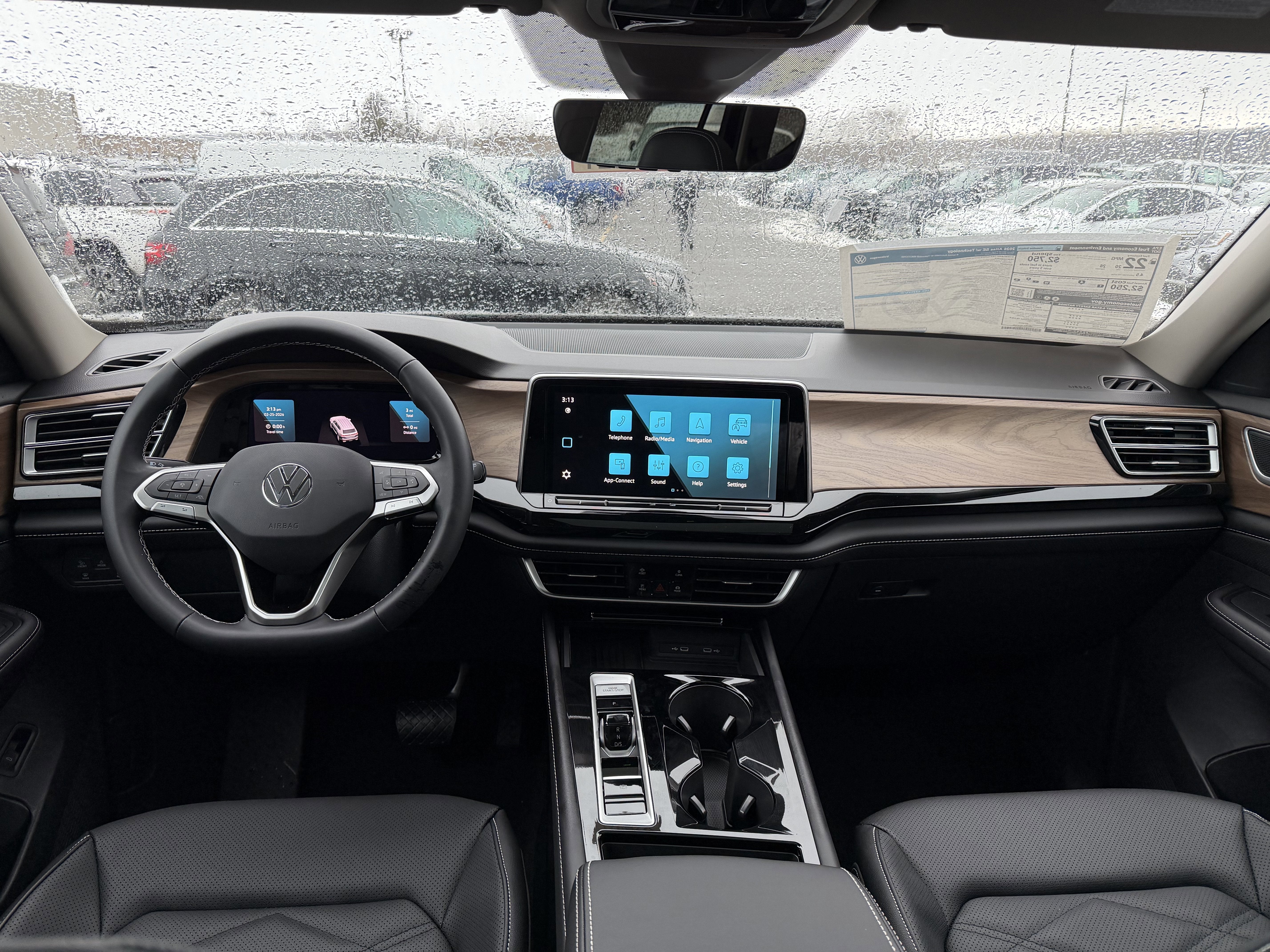 2026 Volkswagen Atlas 2.0T SE w/Technology 4MOTION