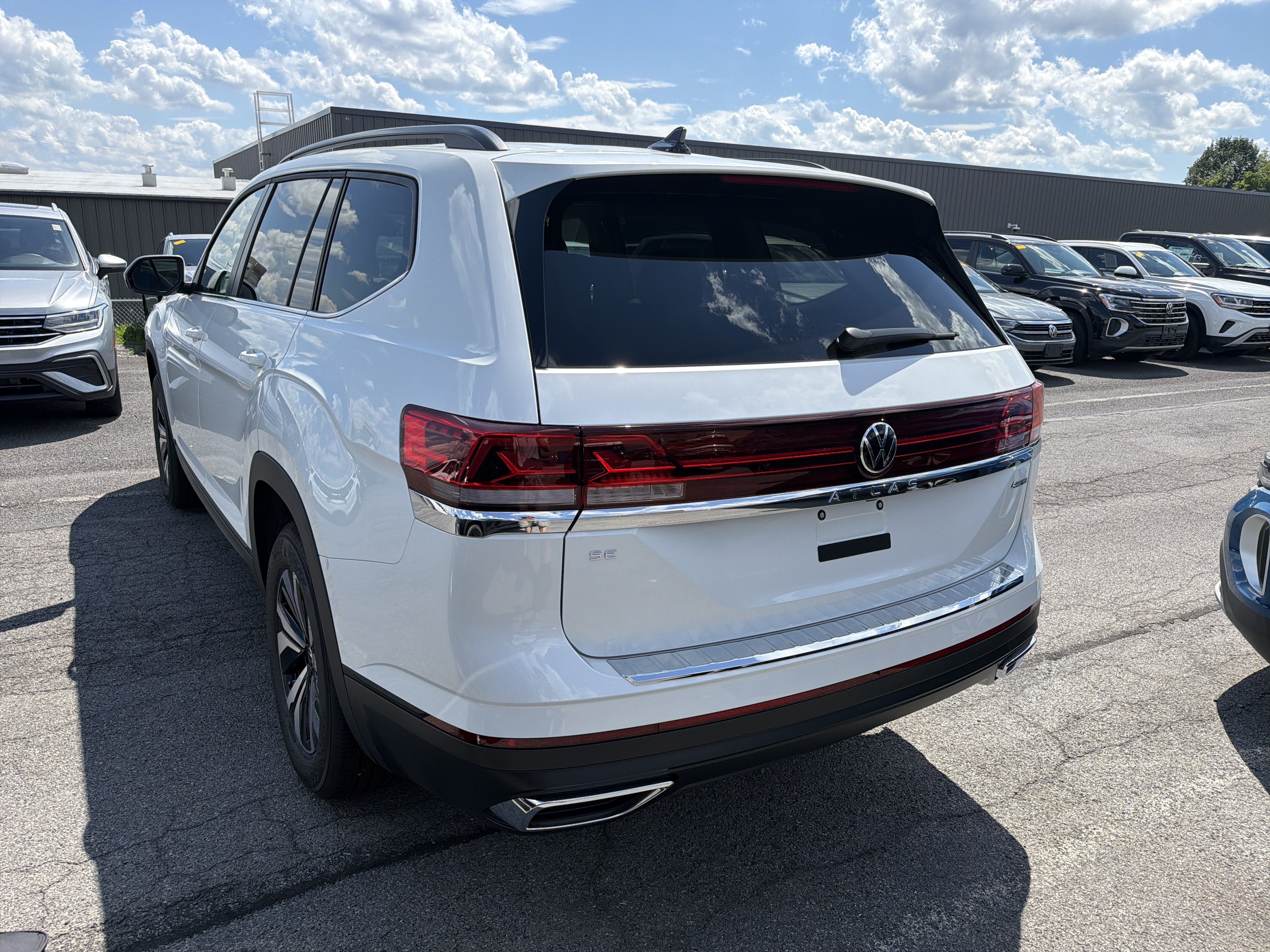 2026 Volkswagen Atlas 2.0T SE 4MOTION