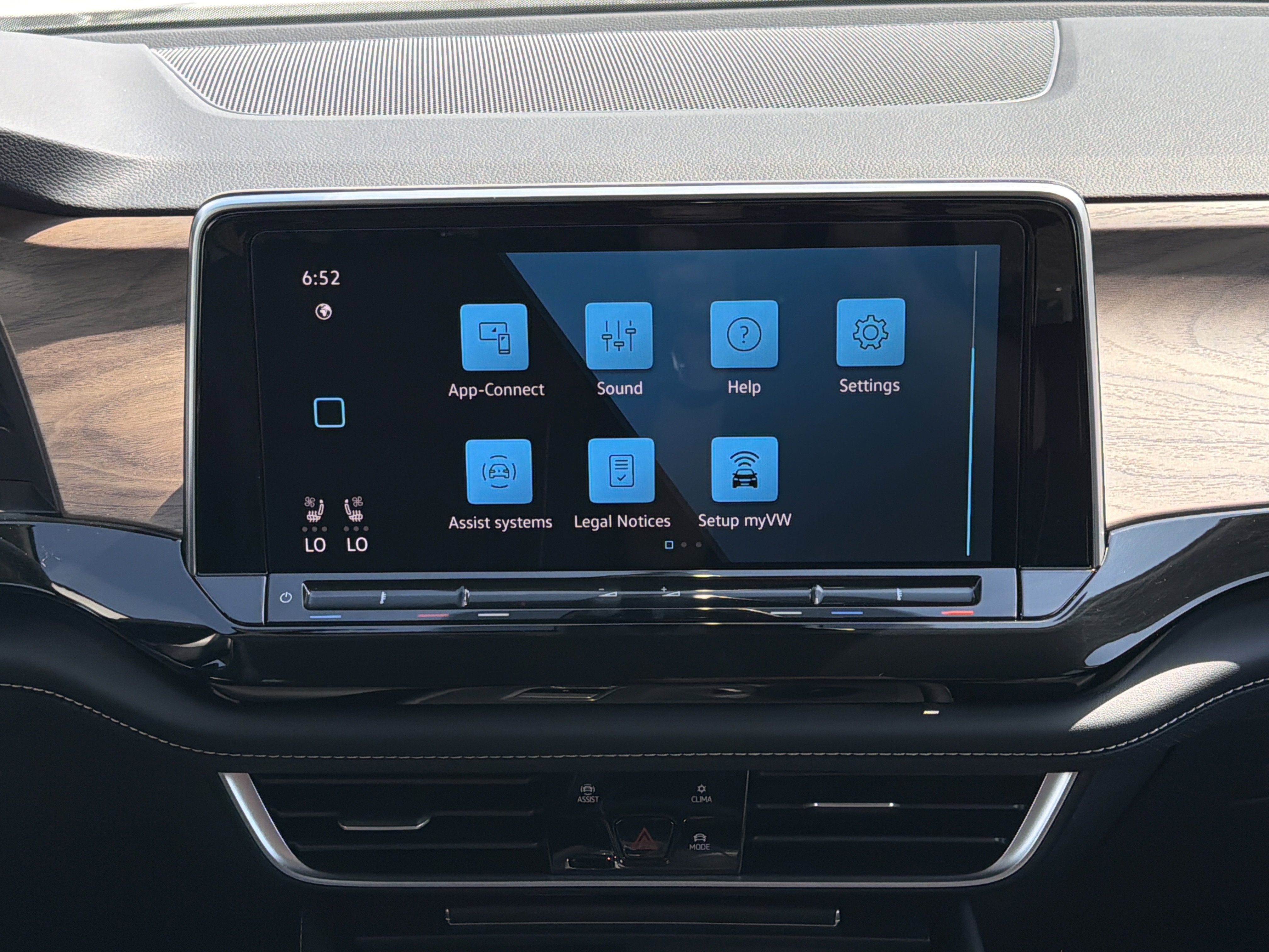 2026 Volkswagen Atlas 2.0T SE 4MOTION