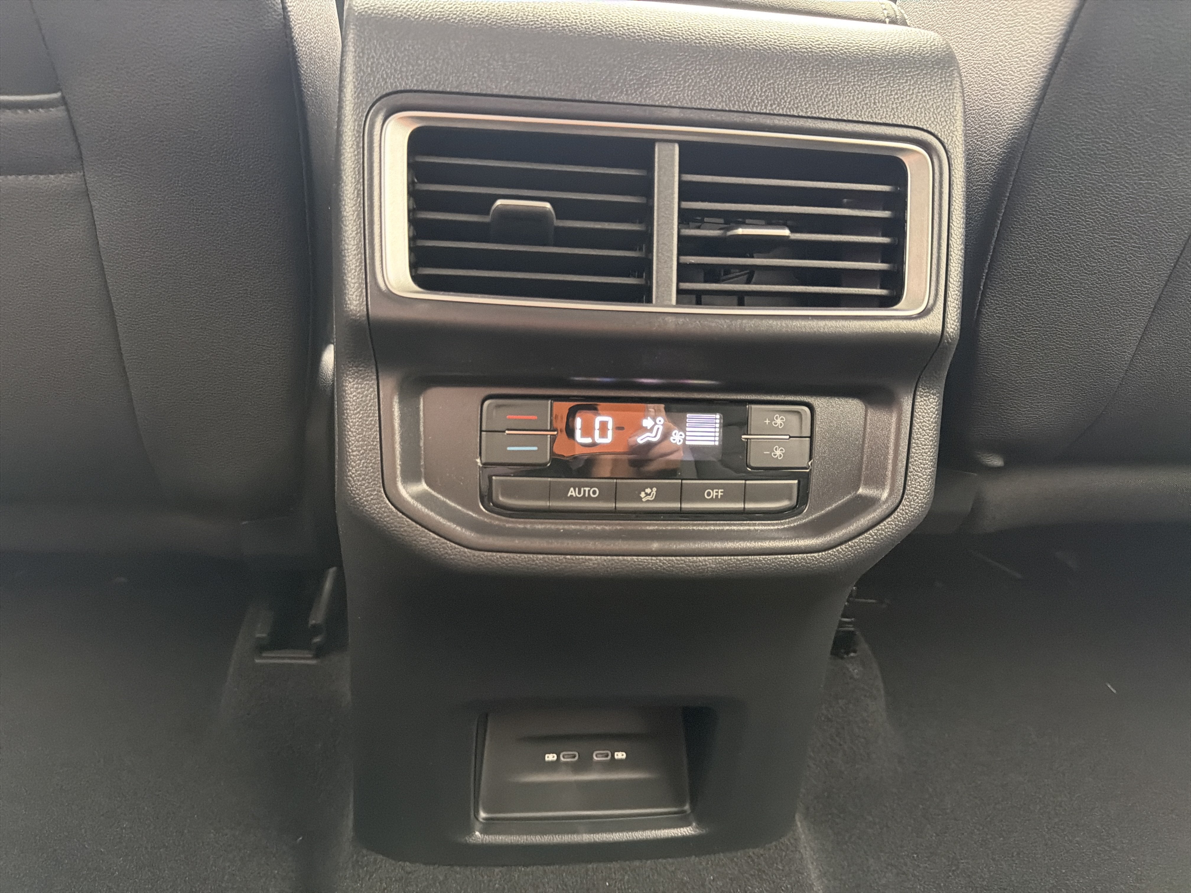 2026 Volkswagen Atlas 2.0T SE 4MOTION
