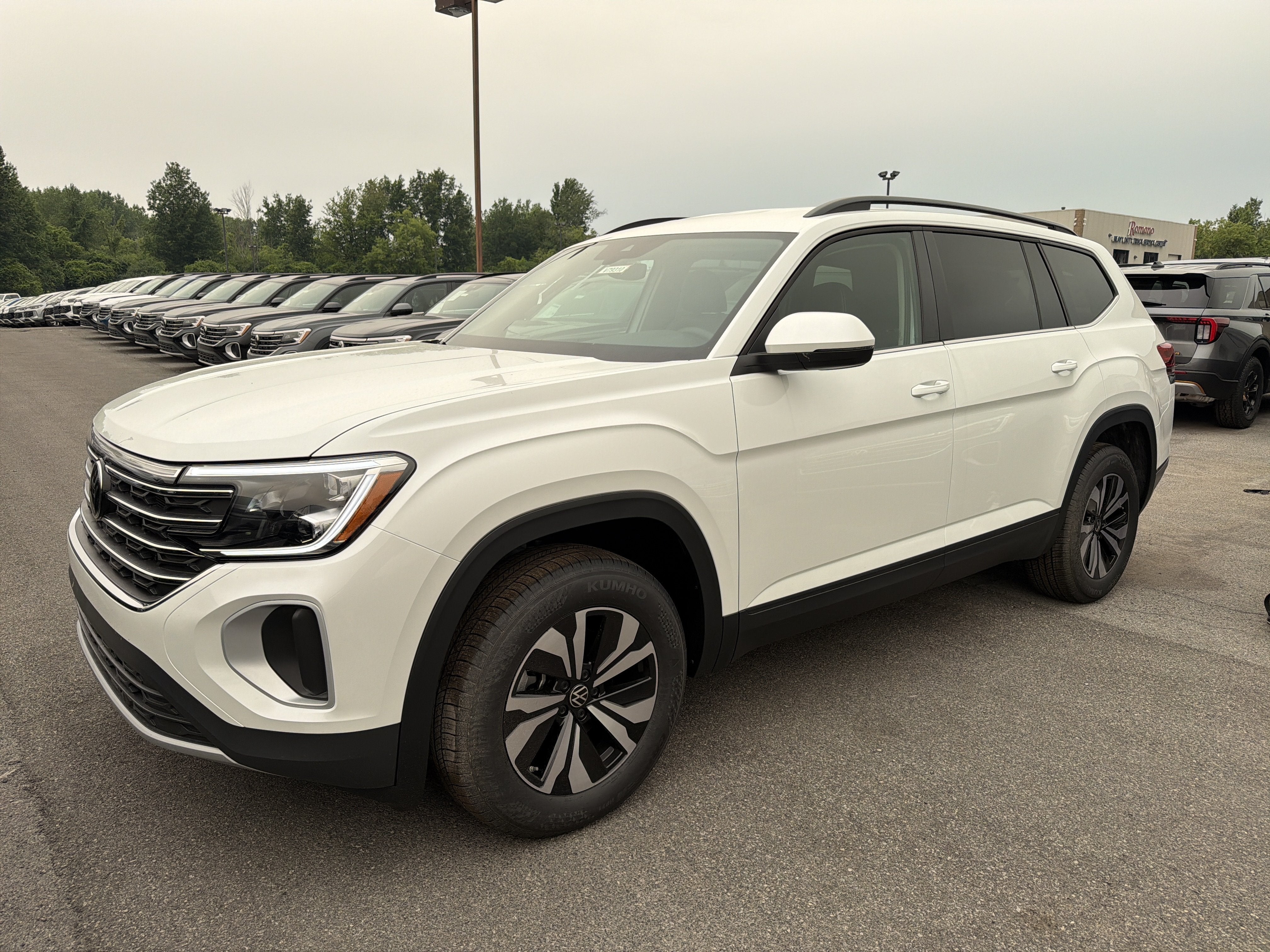 2026 Volkswagen Atlas 2.0T SE 4MOTION