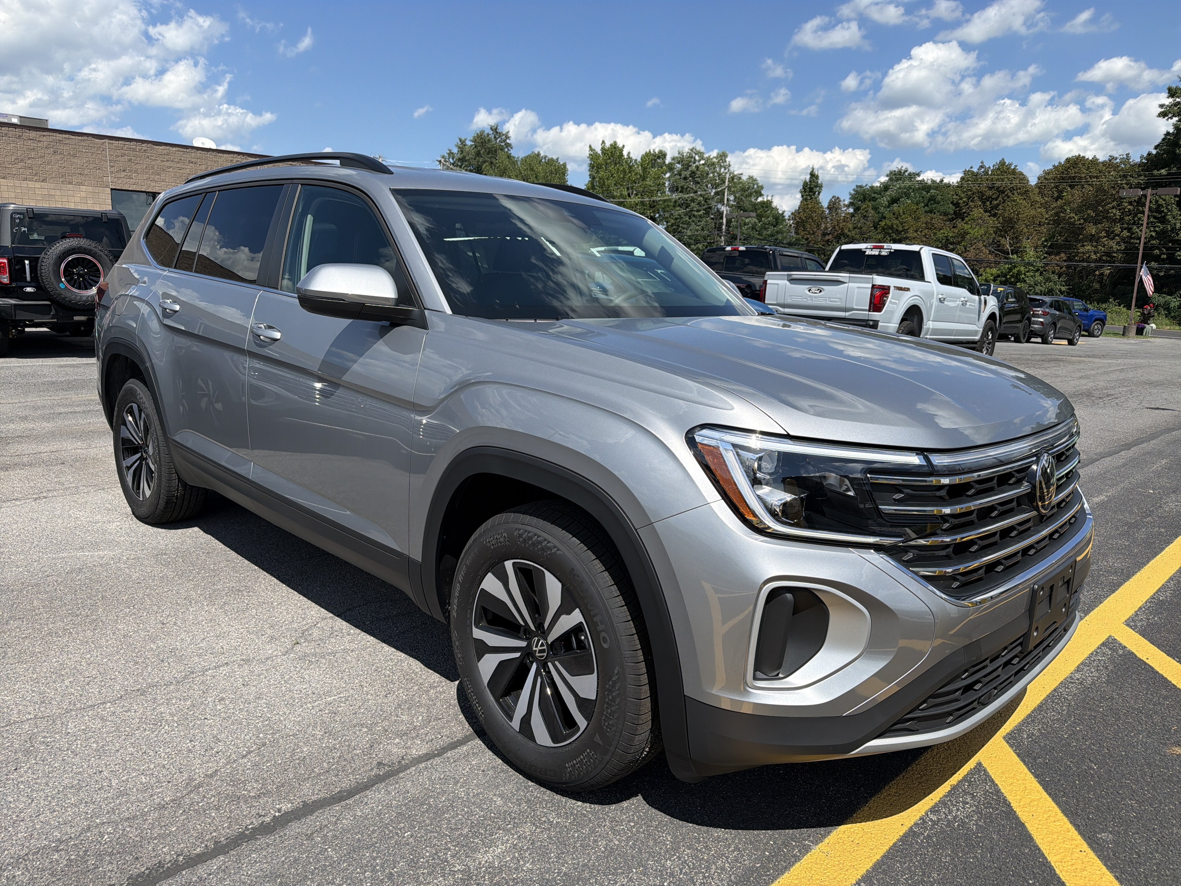 2026 Volkswagen Atlas 2.0T SE 4MOTION