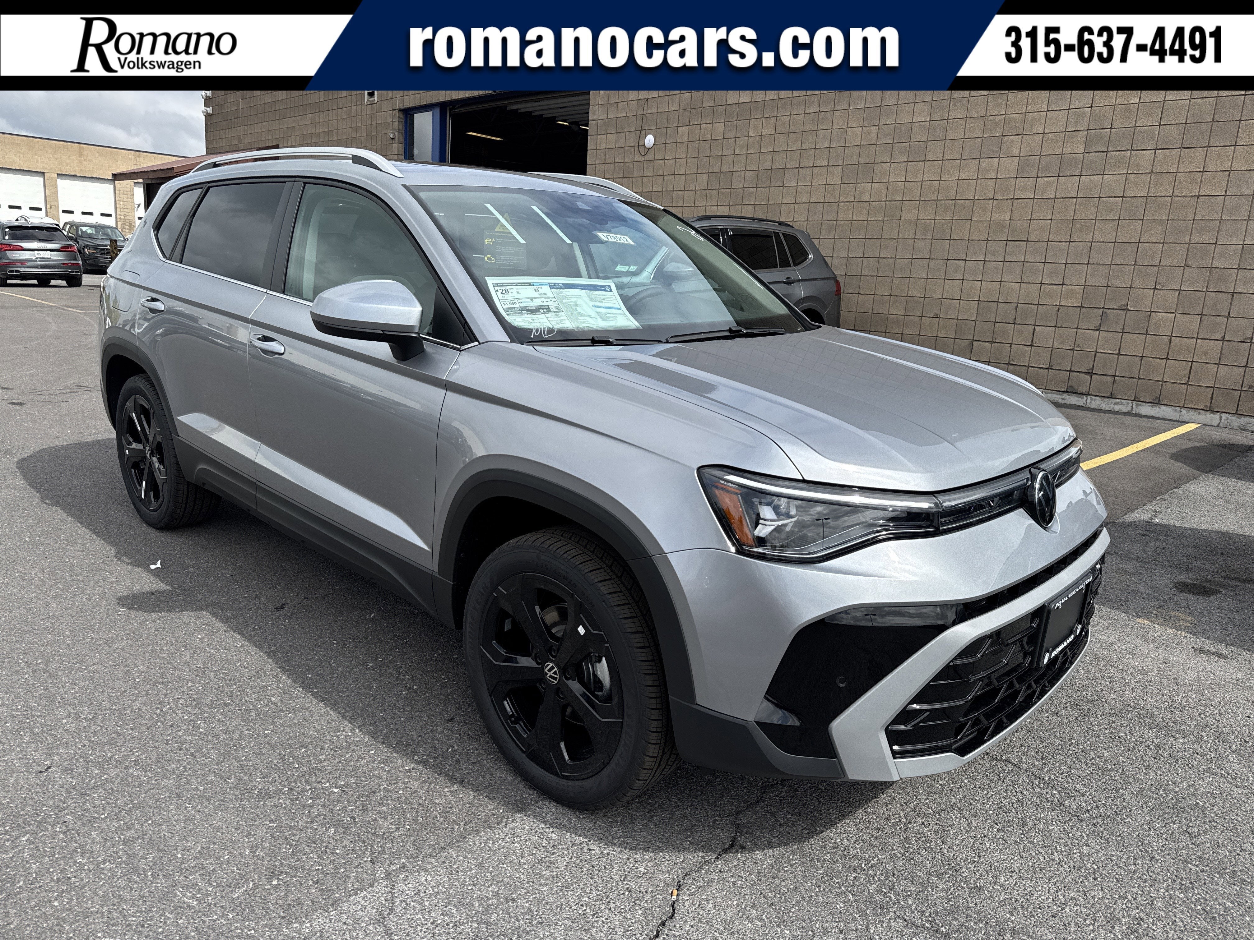 2025 Volkswagen Taos SEL 4MOTION