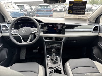 2025 Volkswagen Taos SEL 4MOTION