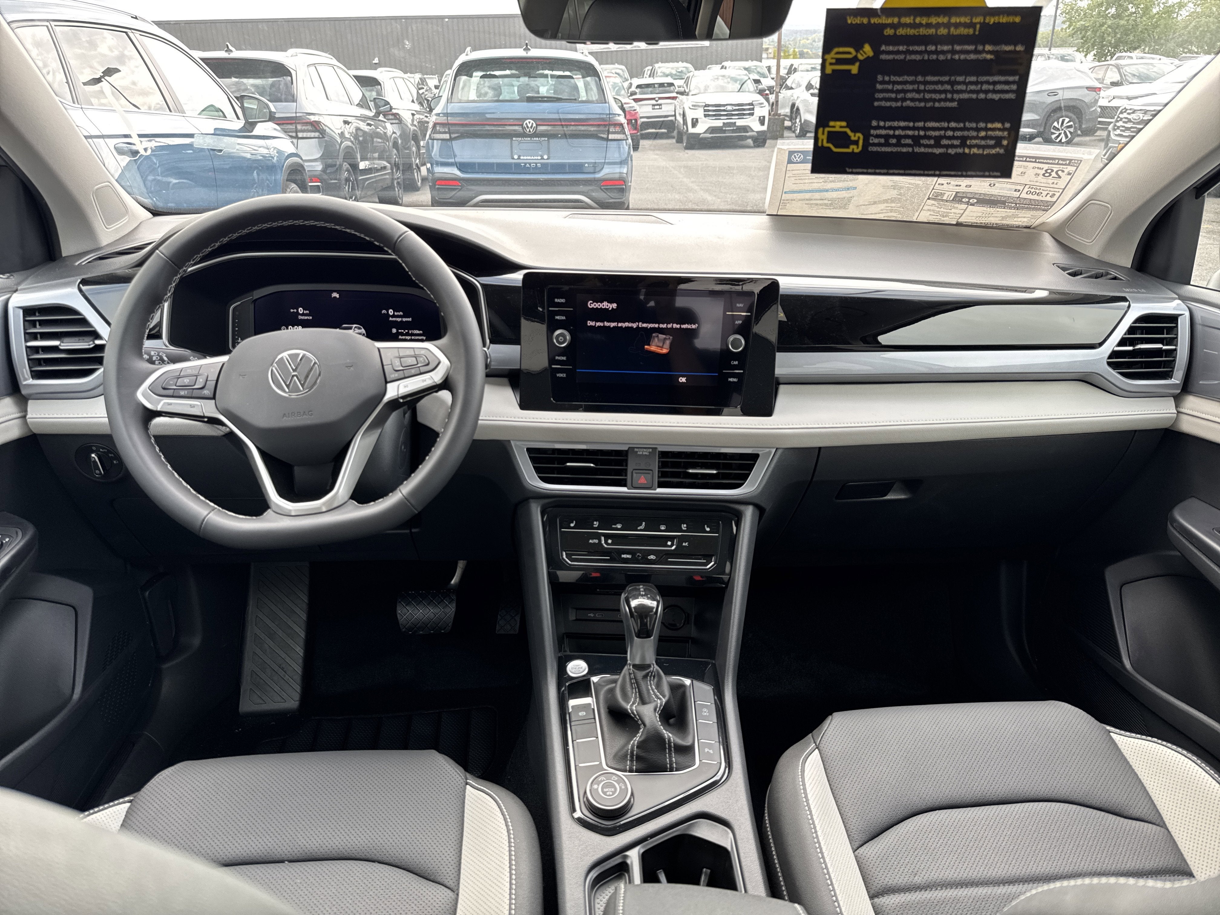 2025 Volkswagen Taos SEL 4MOTION