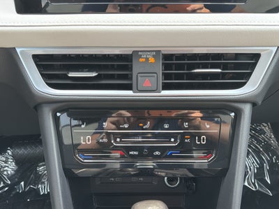2026 Volkswagen Taos SEL 4MOTION