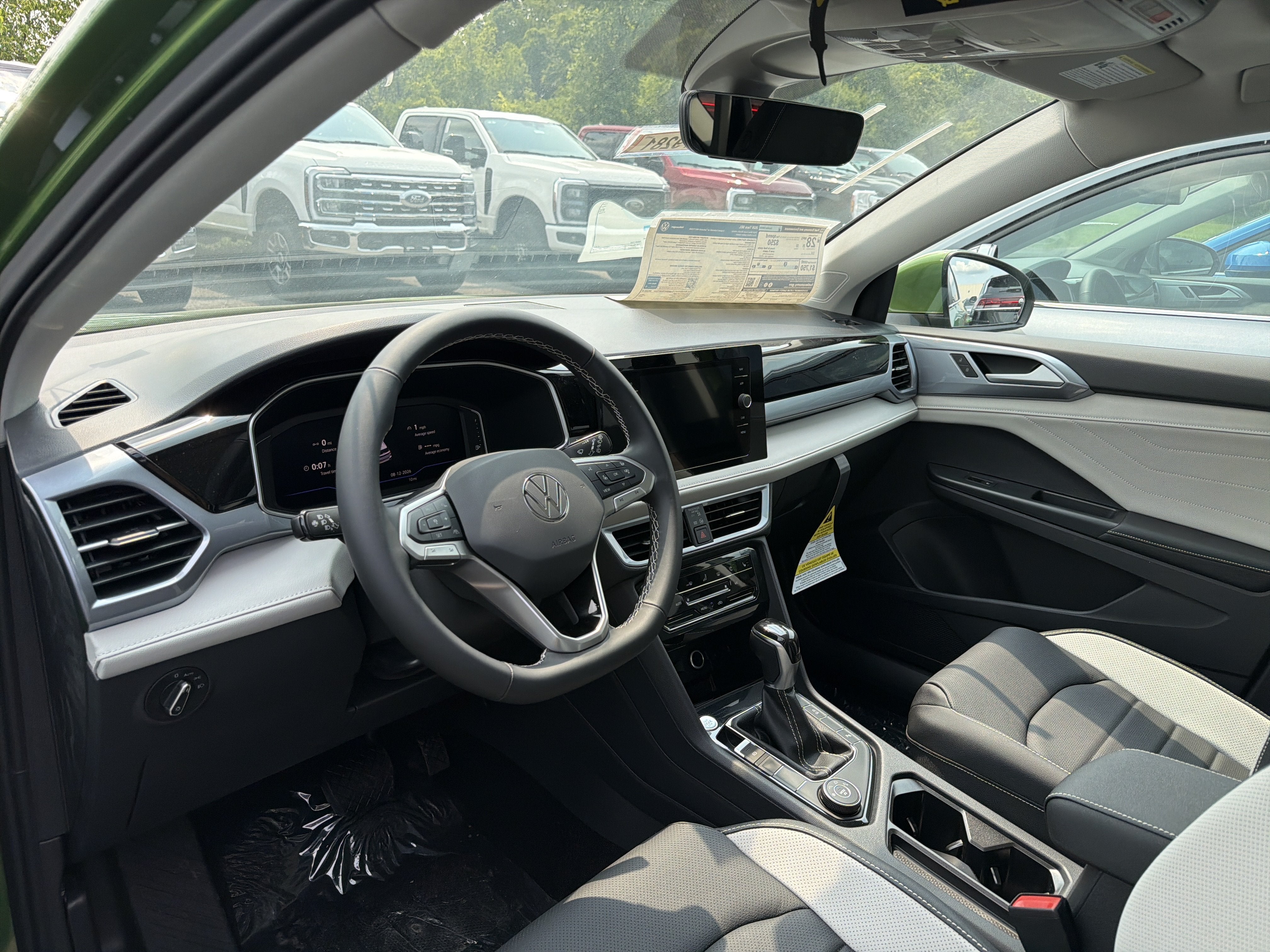 2026 Volkswagen Taos SEL 4MOTION