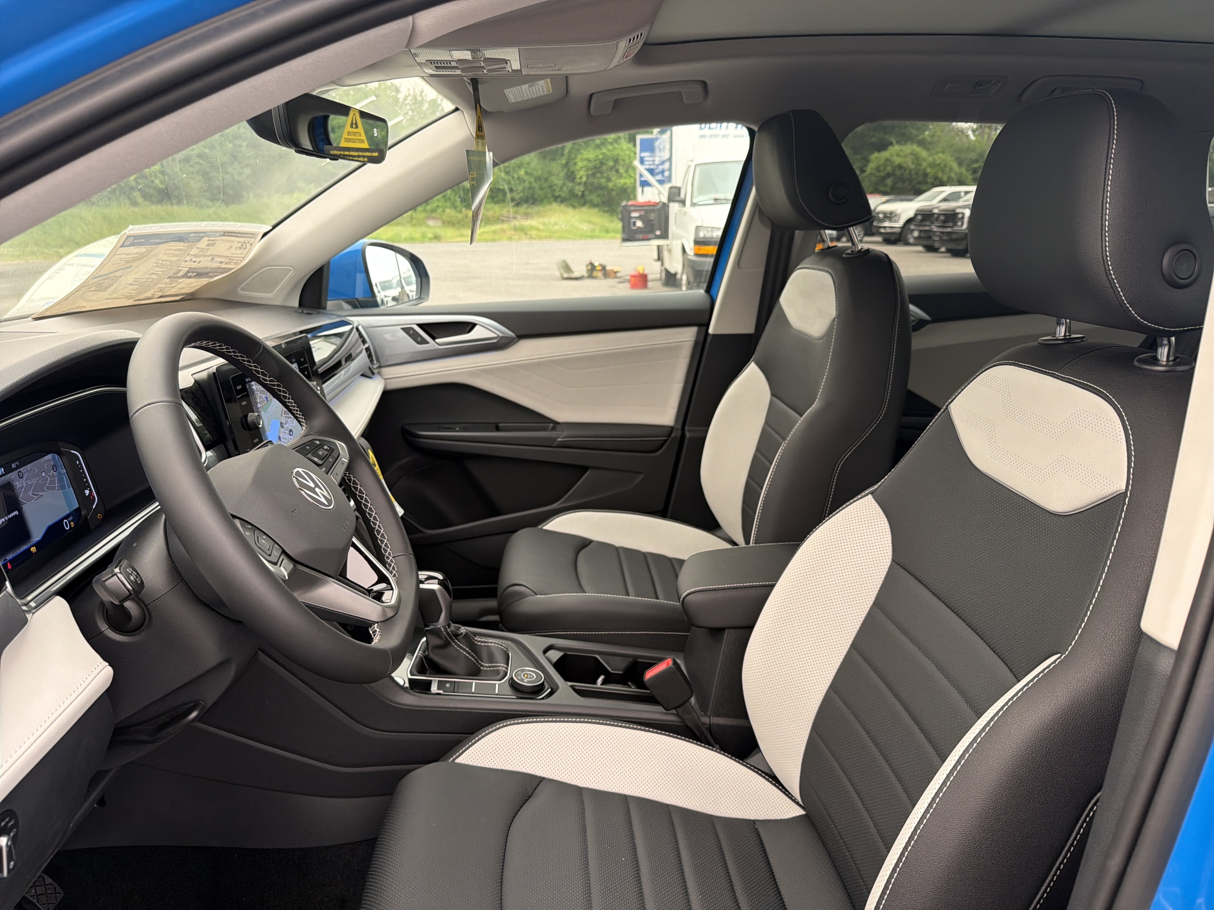 2026 Volkswagen Taos SEL 4MOTION