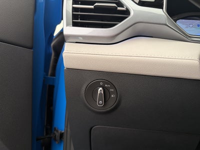 2026 Volkswagen Taos SEL 4MOTION