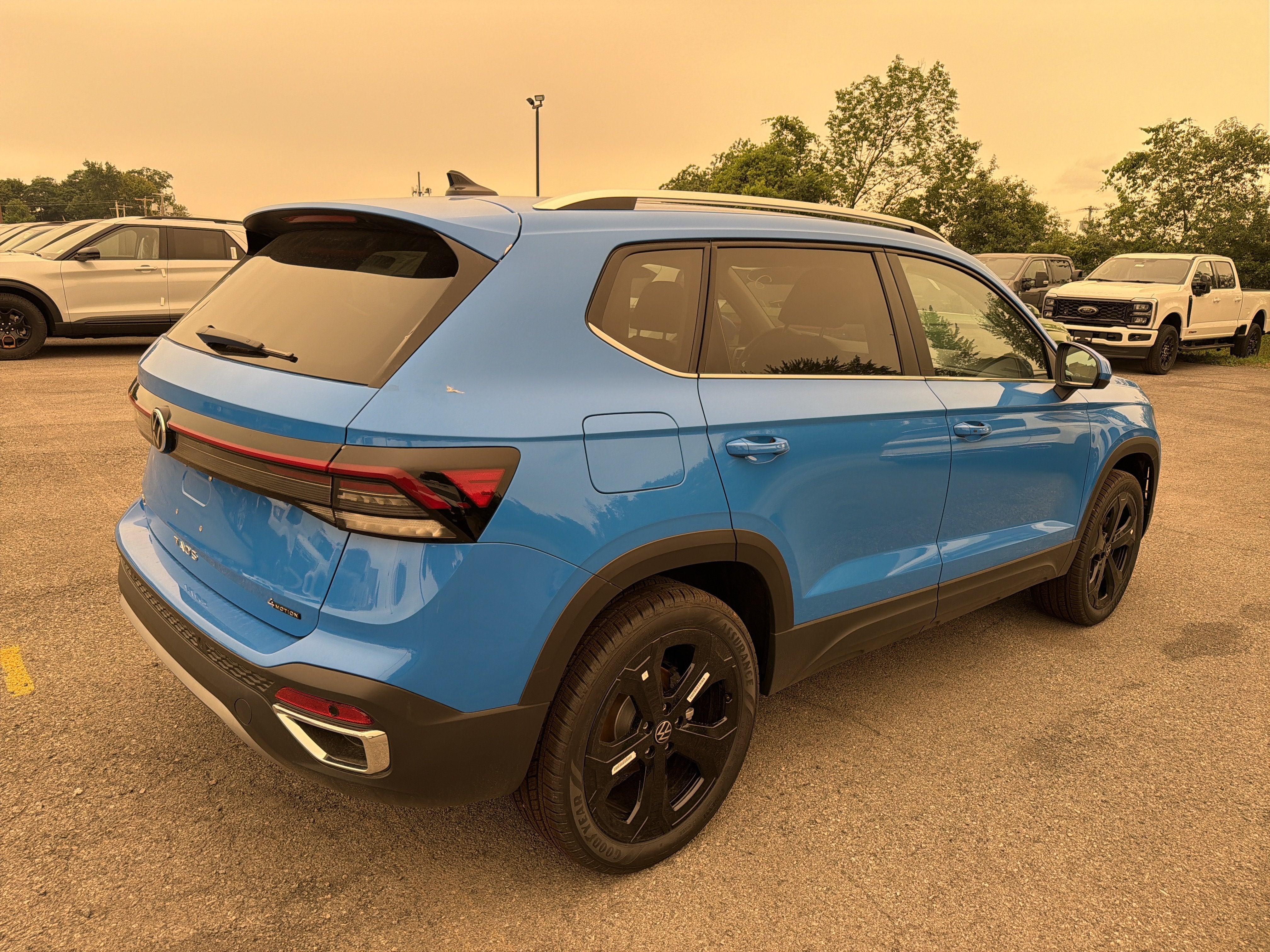 2026 Volkswagen Taos SEL 4MOTION
