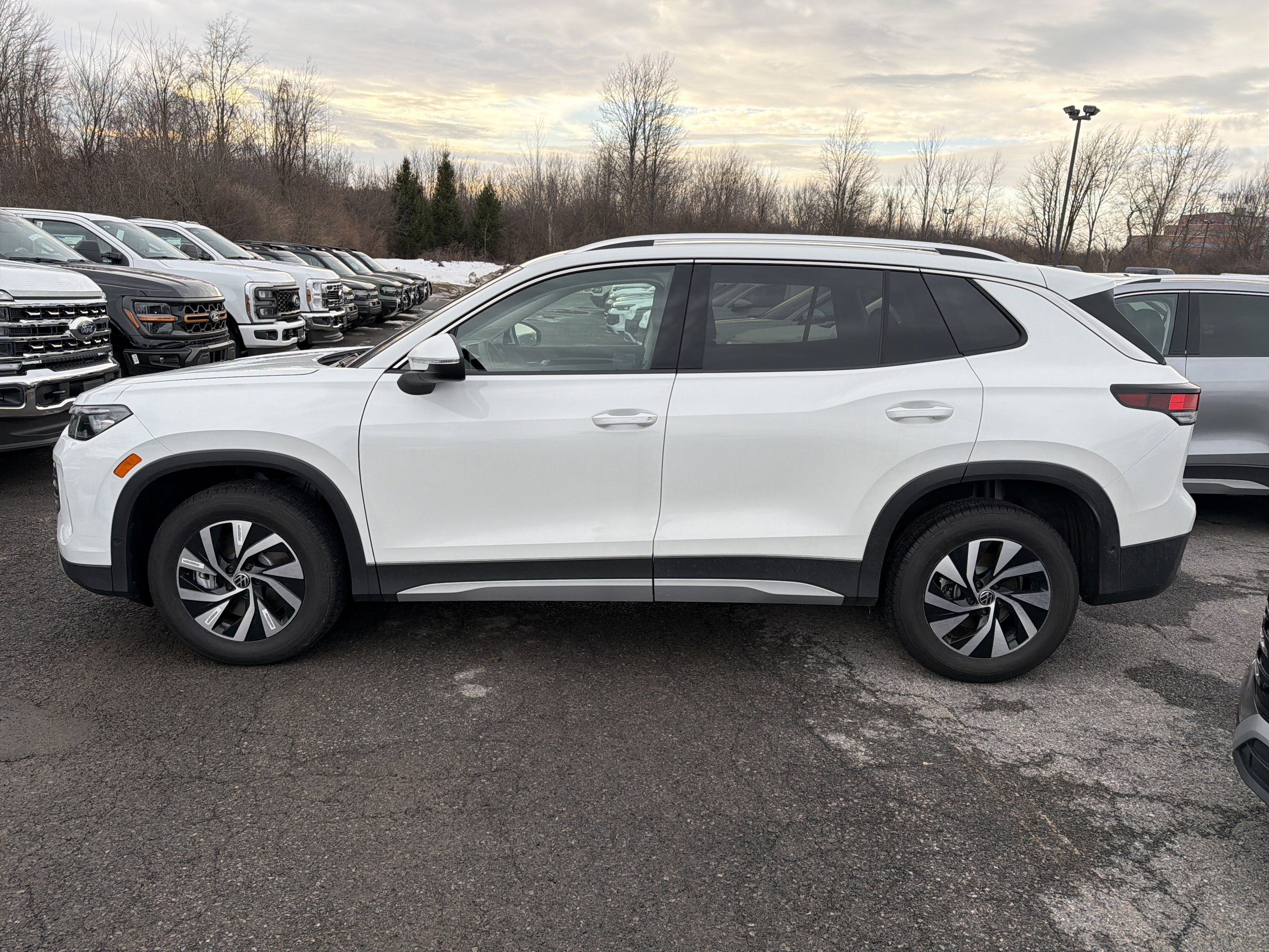 2026 Volkswagen Tiguan 2.0T S 4MOTION