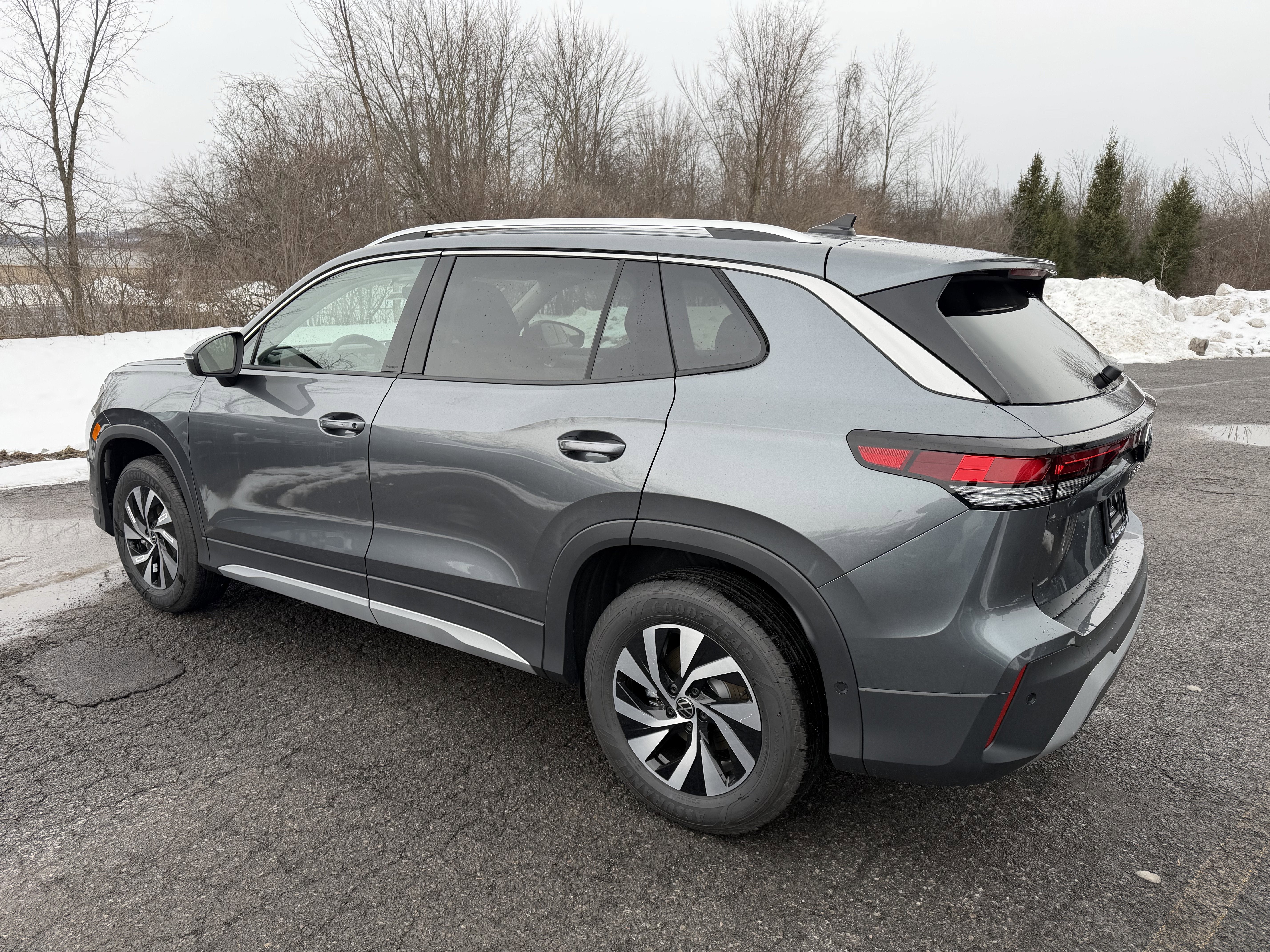 2026 Volkswagen Tiguan 2.0T S 4MOTION