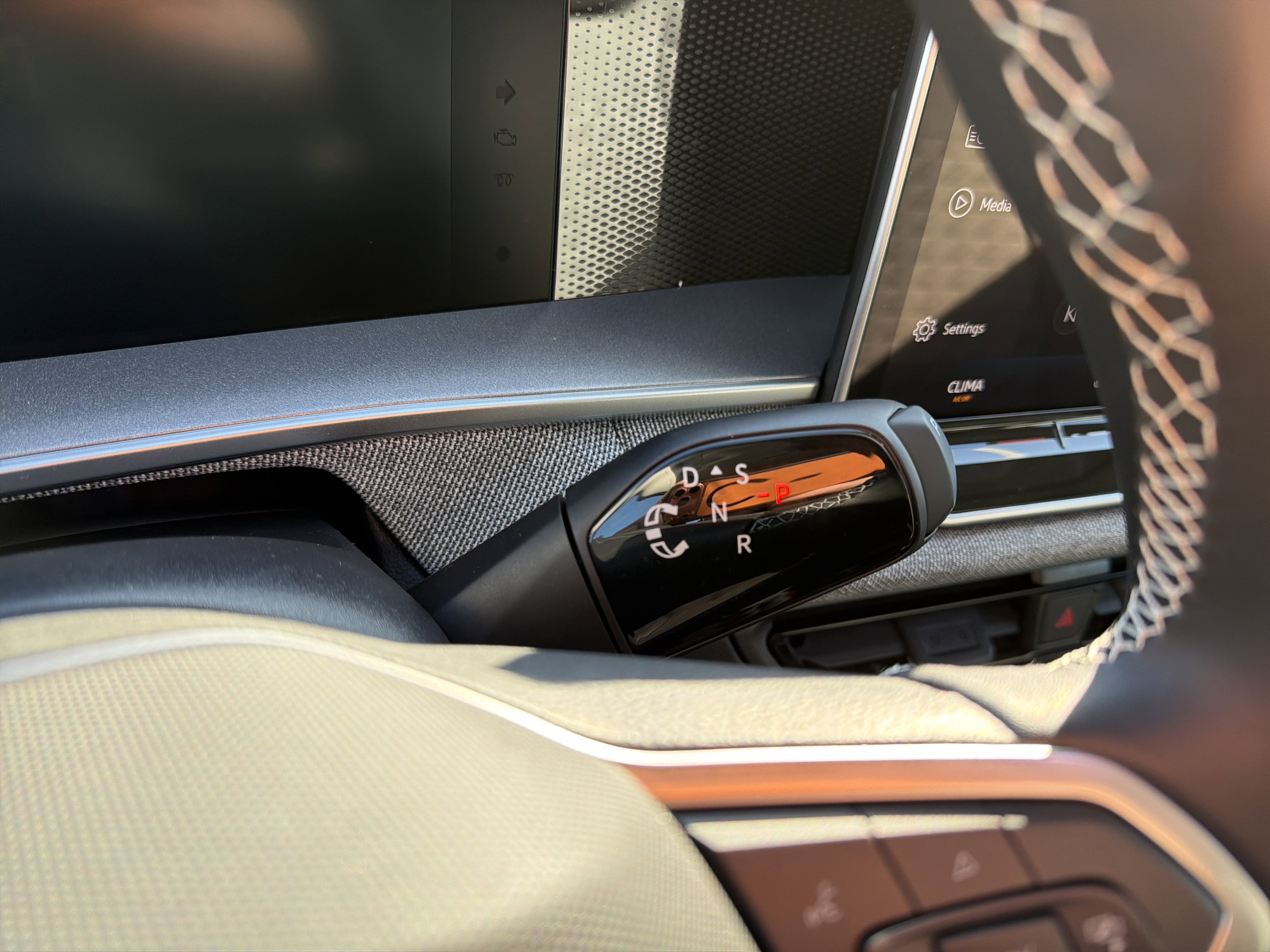 2026 Volkswagen Tiguan 2.0T S 4MOTION