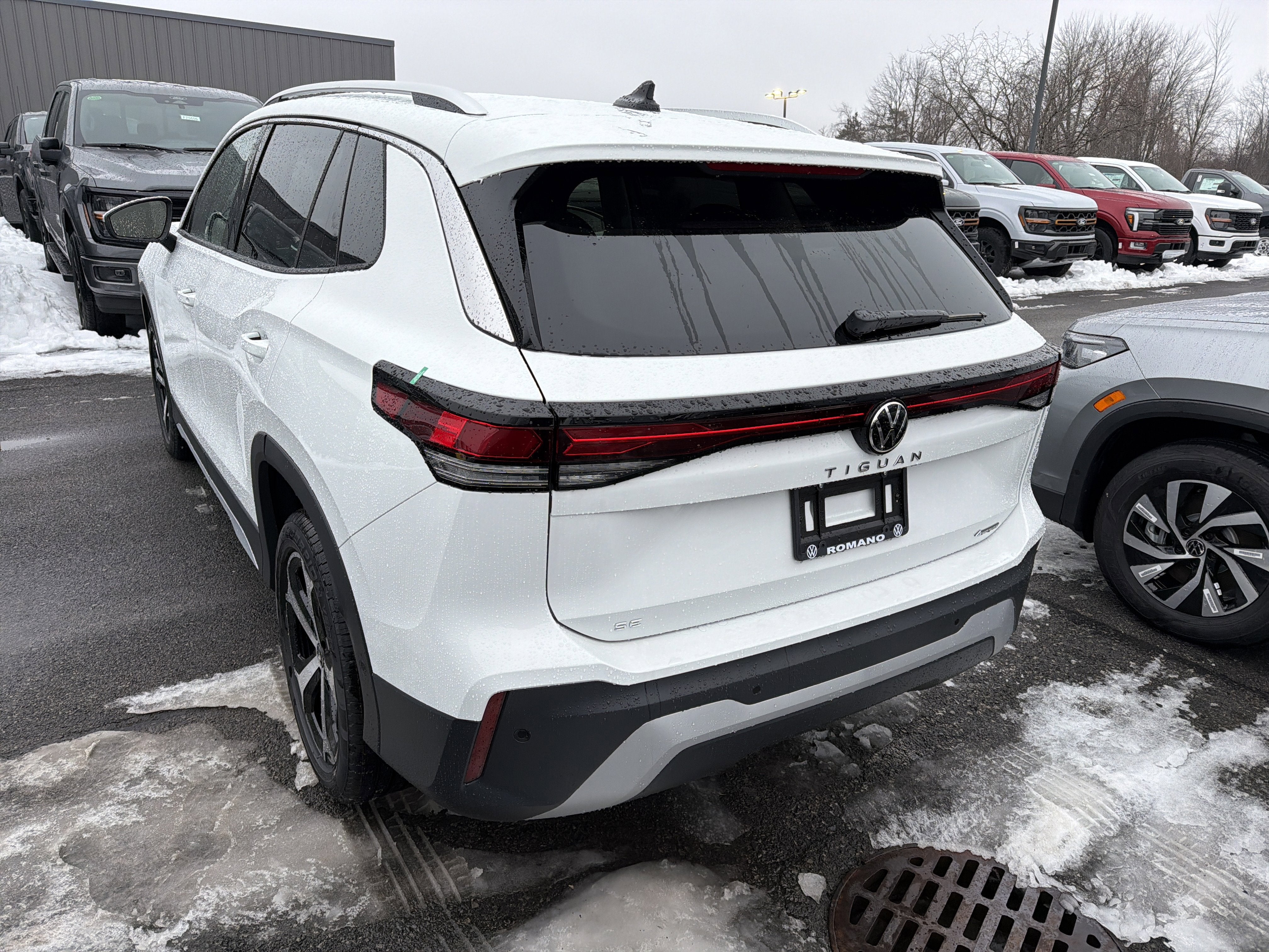 2026 Volkswagen Tiguan 2.0T SE 4MOTION