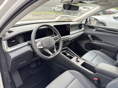 2025 Volkswagen Tiguan 2.0T SE 4MOTION