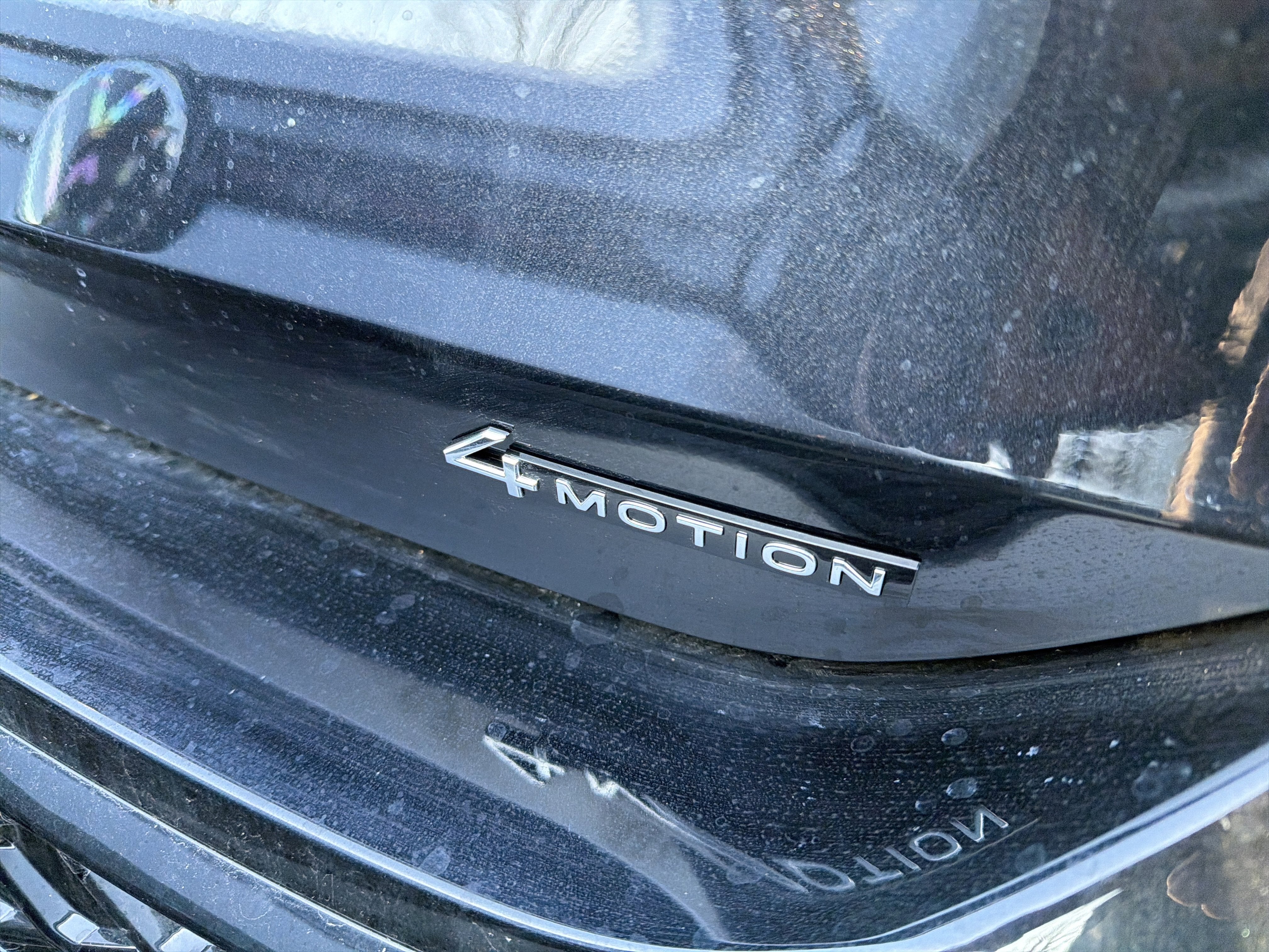 2026 Volkswagen Tiguan 2.0T SE R-Line Black 4MOTION