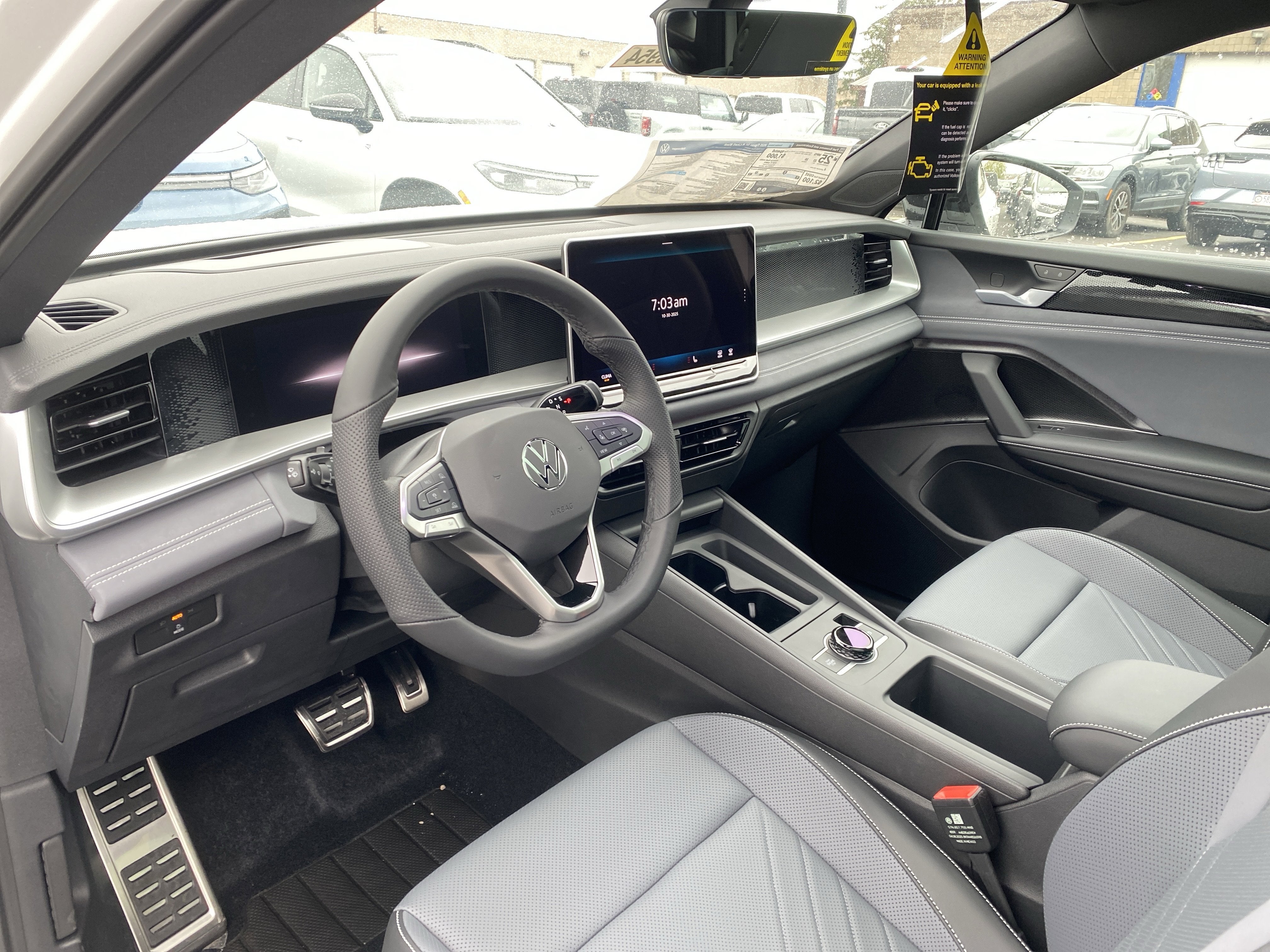 2025 Volkswagen Tiguan 2.0T SE R-Line Black 4MOTION